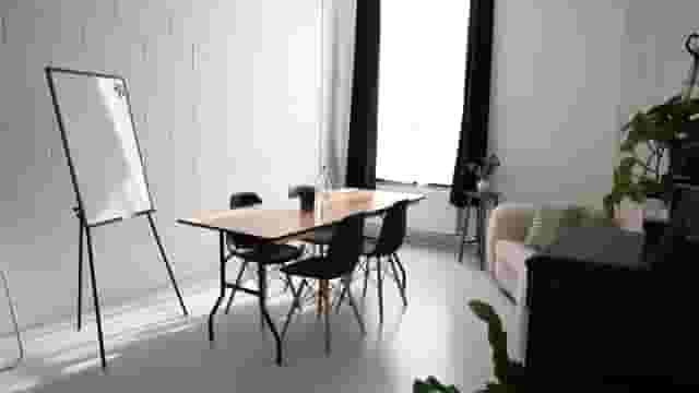 Klatch Studio - Bijou Room