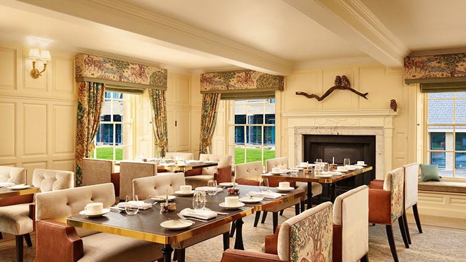 Private dining room in The Manor Leeds, elegant decor for intimate events and meetings.
