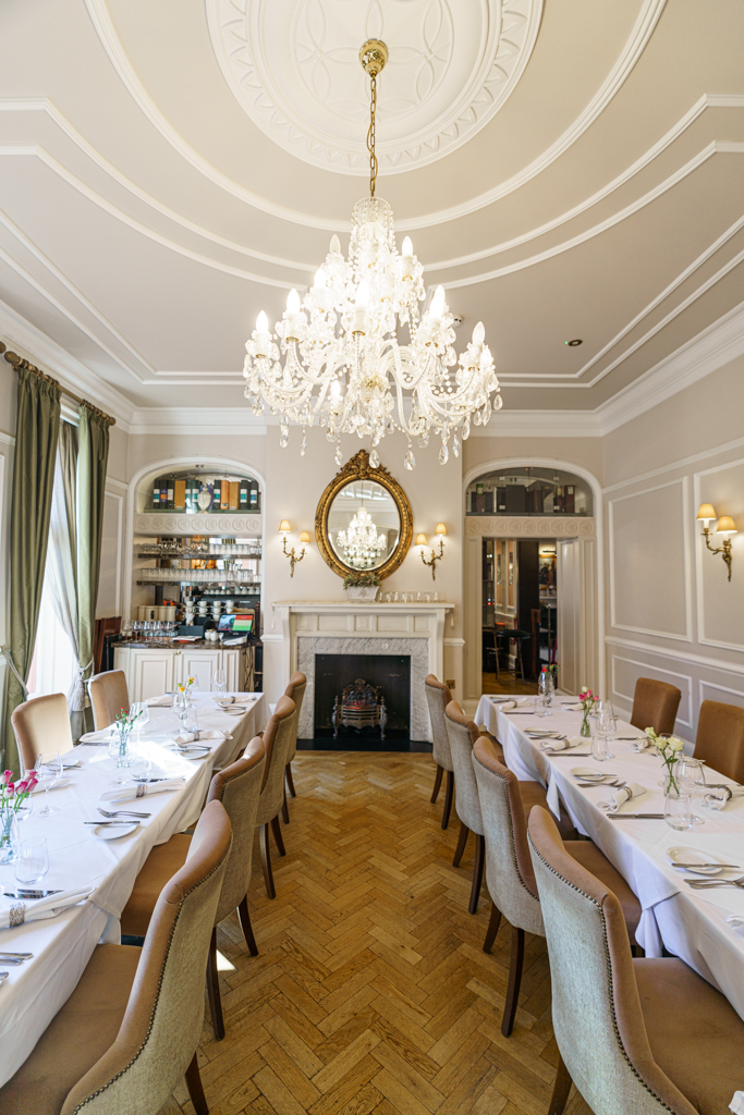 The Churchill Room - 1osm5gb2avr.jpg