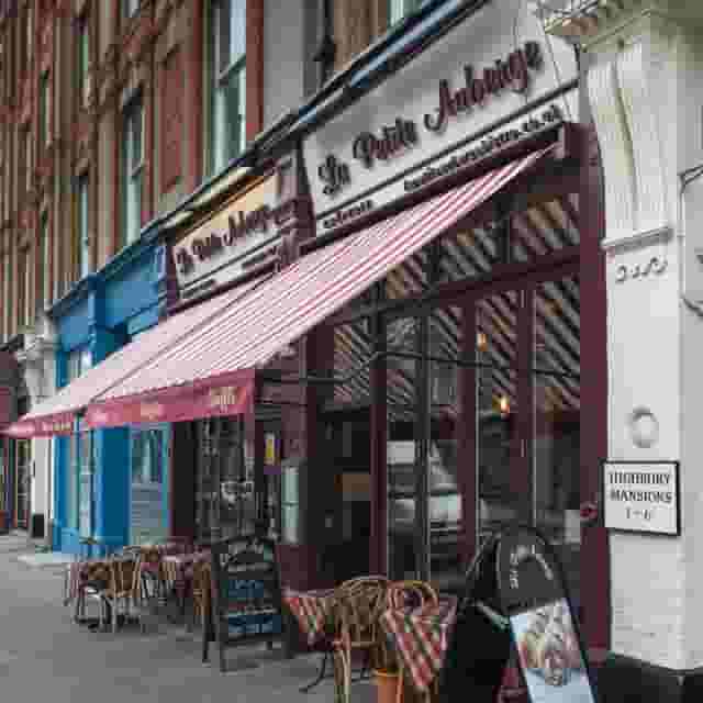 La Petite Auberge