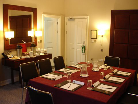 Syndicate Room 1-4 at Grange Beauchamp Hotel, ideal for corporate meetings and gatherings.