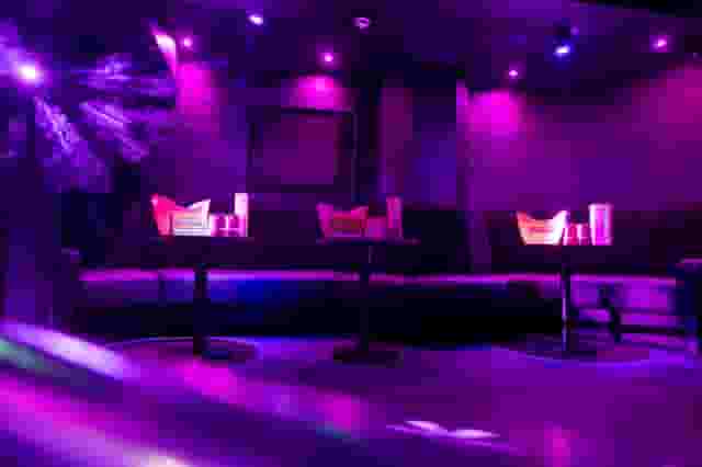 ROOM 2