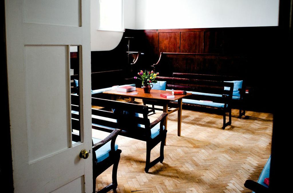 Large Meeting Room in Brentford Quaker House, ideal for workshops and discussions.