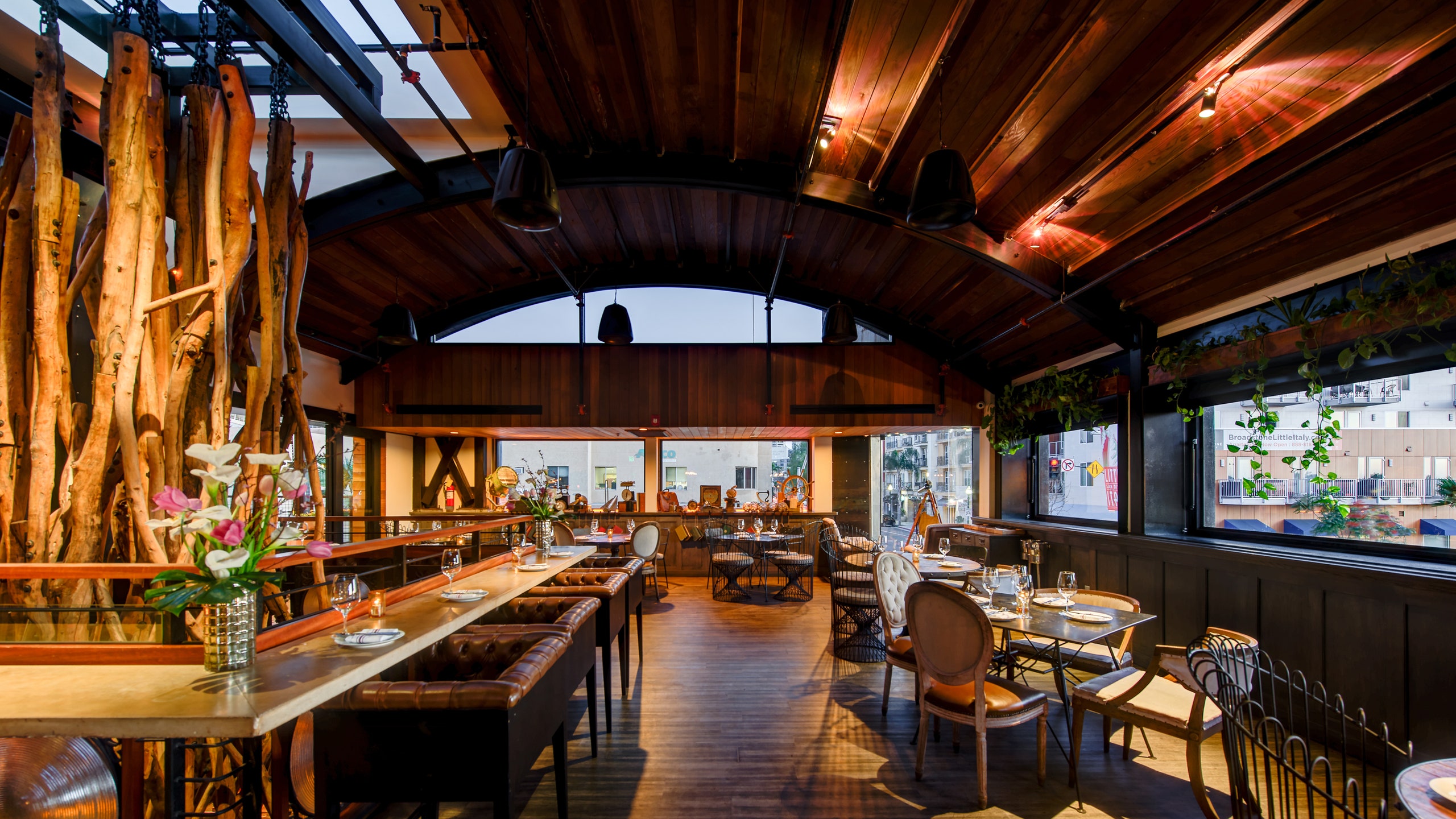 Harbor View Dining: elegant wooden interior for upscale events and gatherings.