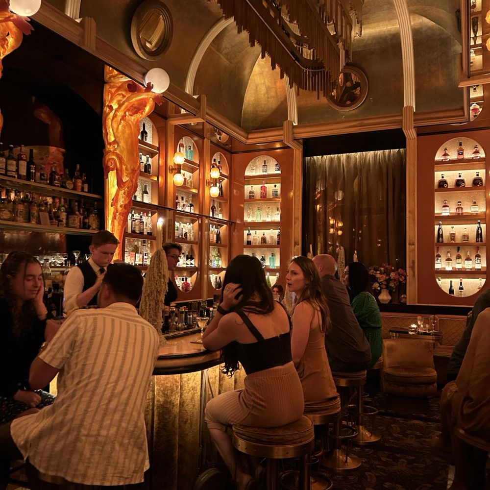 Stylish indoor event space at Vistal Bar, perfect for networking and social gatherings.