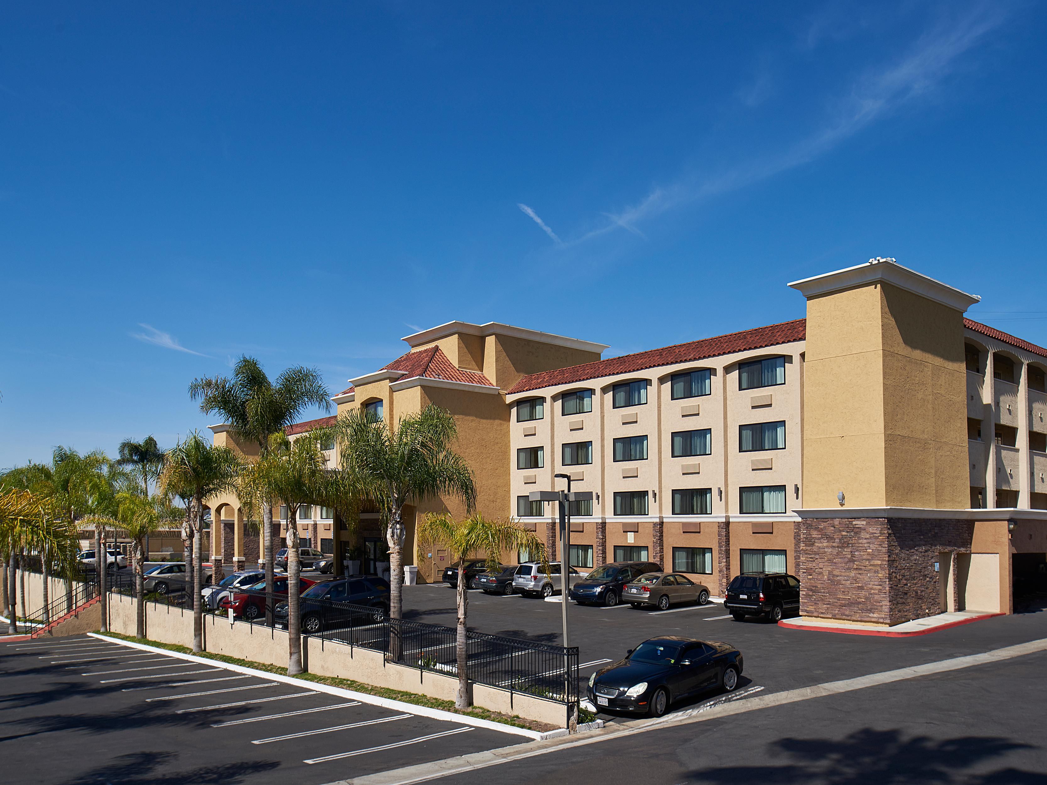 Meeting Room at Holiday Inn Express, spacious venue for corporate events in San Diego.