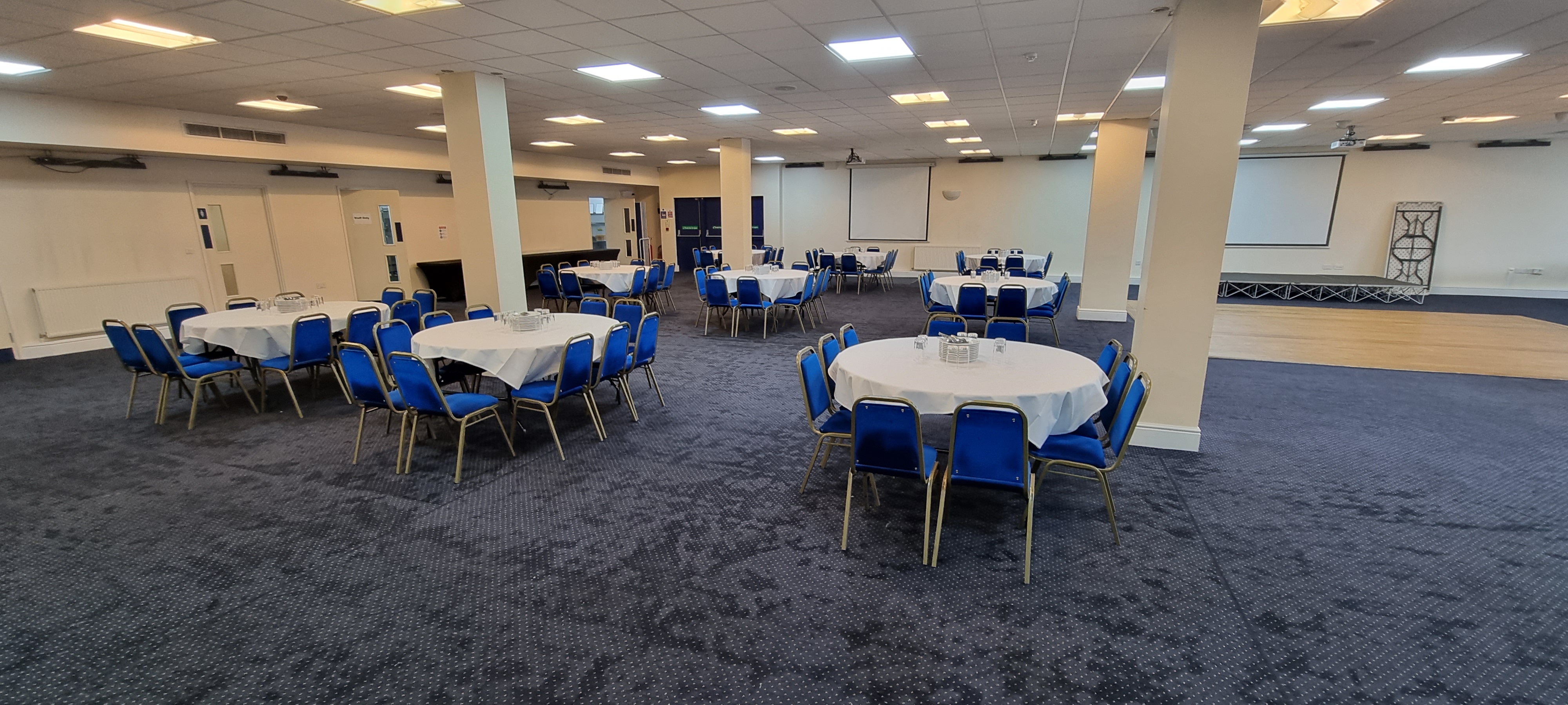 The Saffron Suite for Conferences - tbn1exxuu5o.jpg