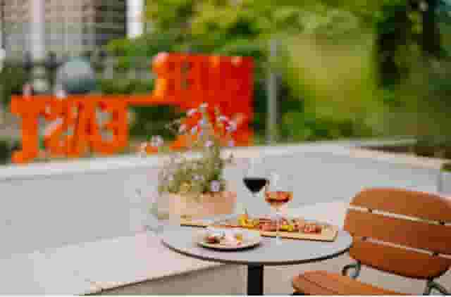 Bar & Terrace