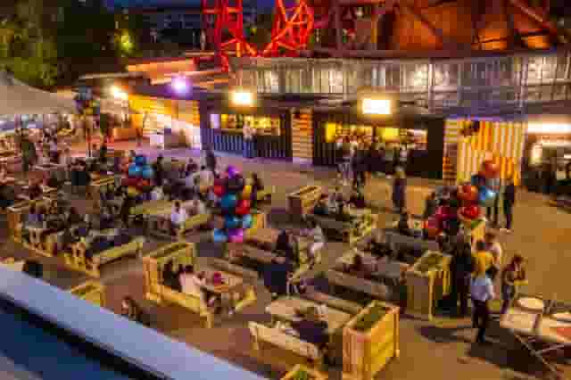 Bar & Terrace