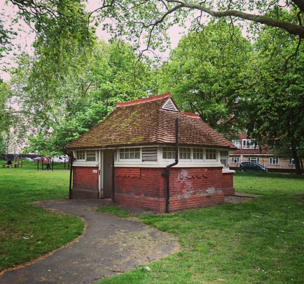 Quaint building in Kennington Park for outdoor gatherings and team-building events.