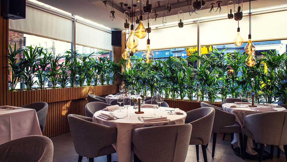 Modern Californian restaurant in SOLA Soho, ideal for intimate gatherings and corporate events.
