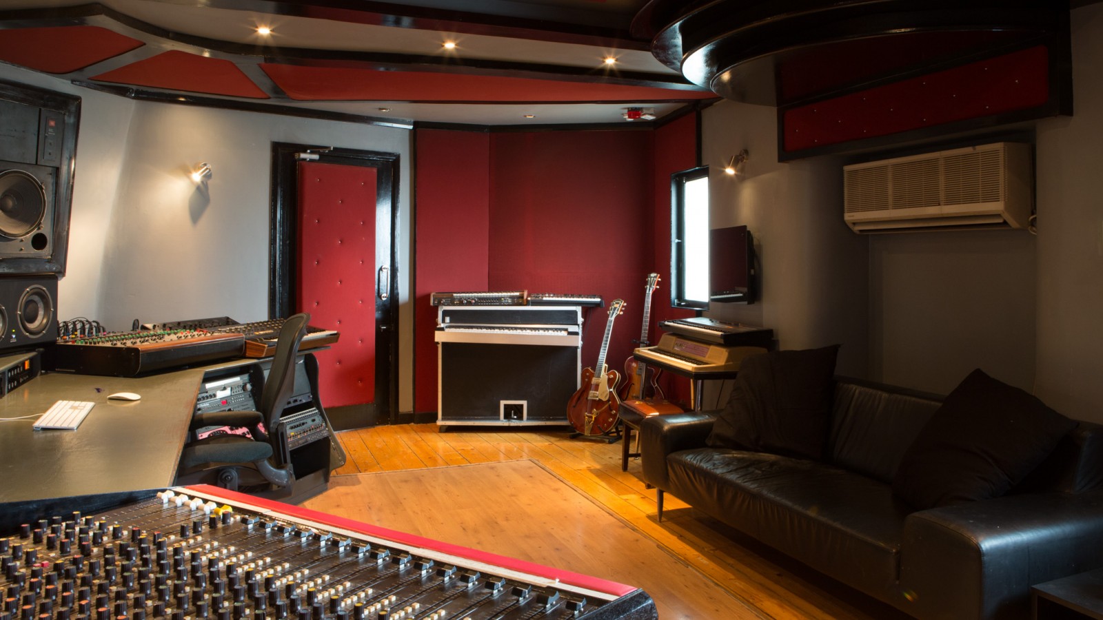 Fall in love with Love Electric