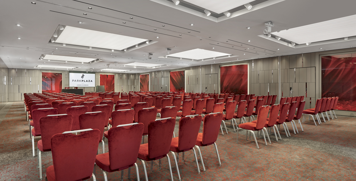 Conference room at City Suites, Park Plaza London Riverbank, ideal for corporate meetings.