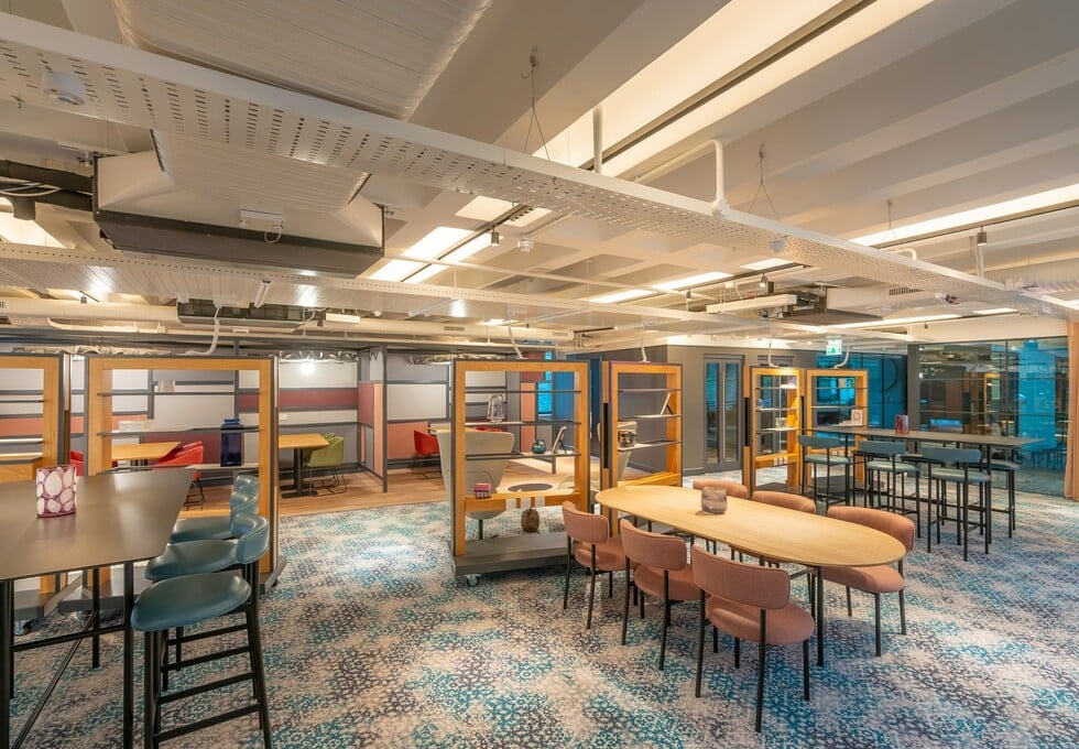 Modern private office space at 111 Piccadilly for meetings and collaboration.