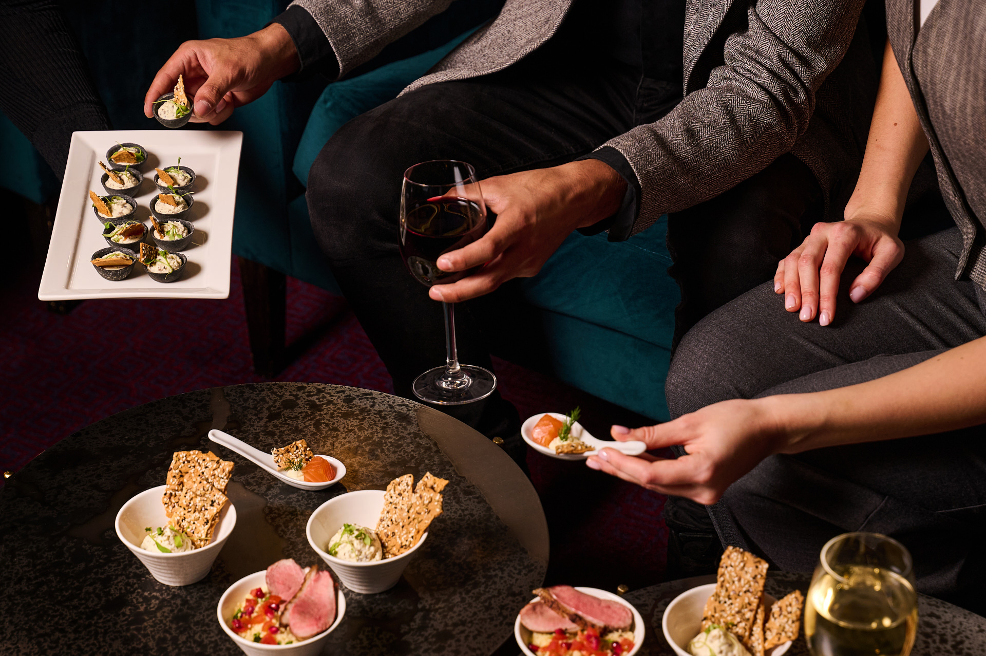 Elegant networking event in The Chairman’s Room, London Coliseum with gourmet sushi.