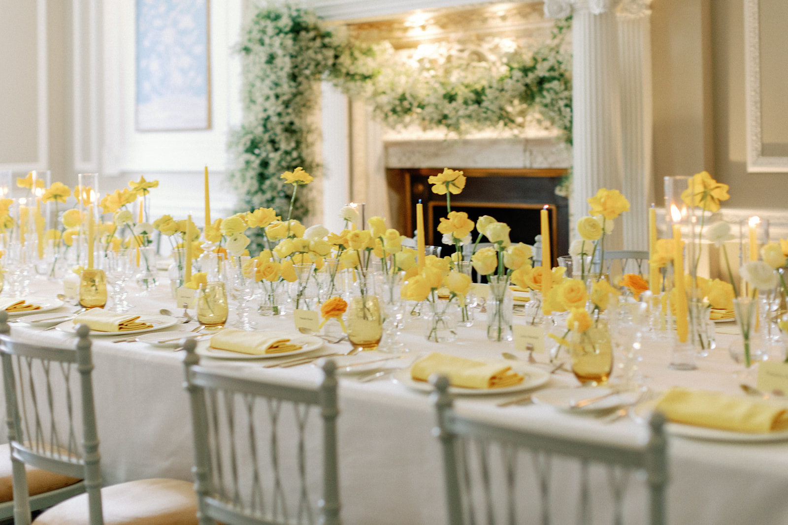 Elegant dining table in Brabourne Room, perfect for weddings and upscale events.