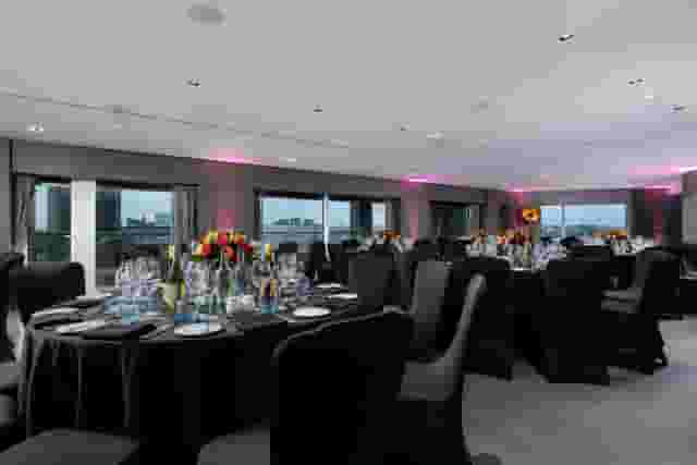 Riverview Lounge