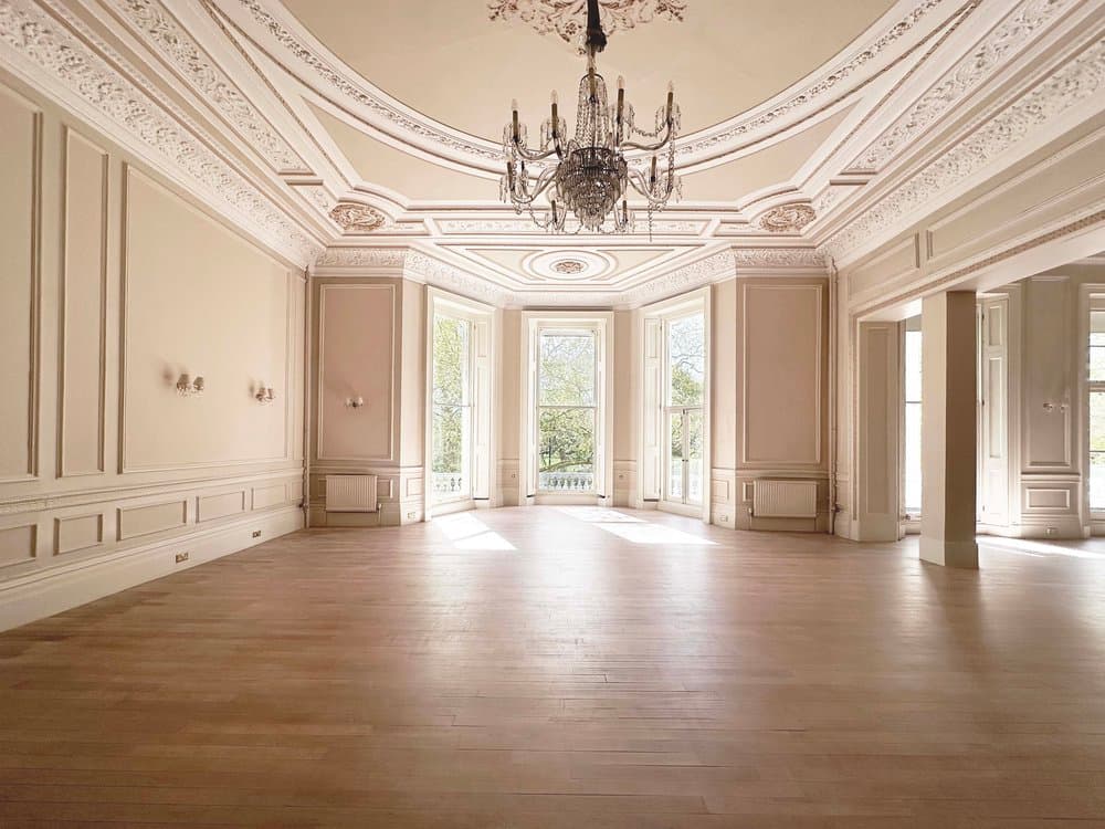 Spacious Windsor Suite at The Columbia, perfect for upscale events with elegant decor.