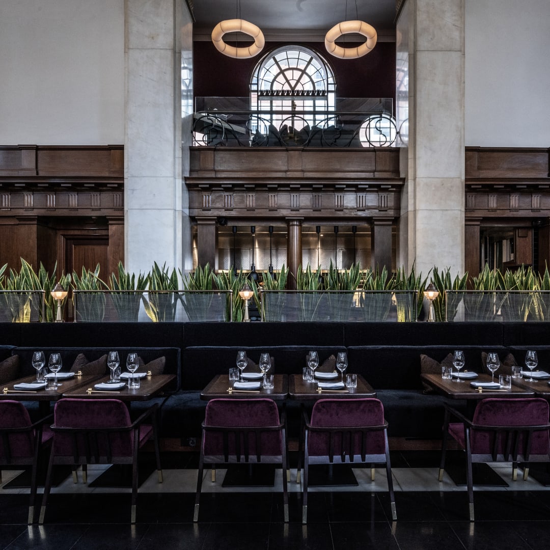 Exclusive hire - f4kgrzuqm5x.jpg