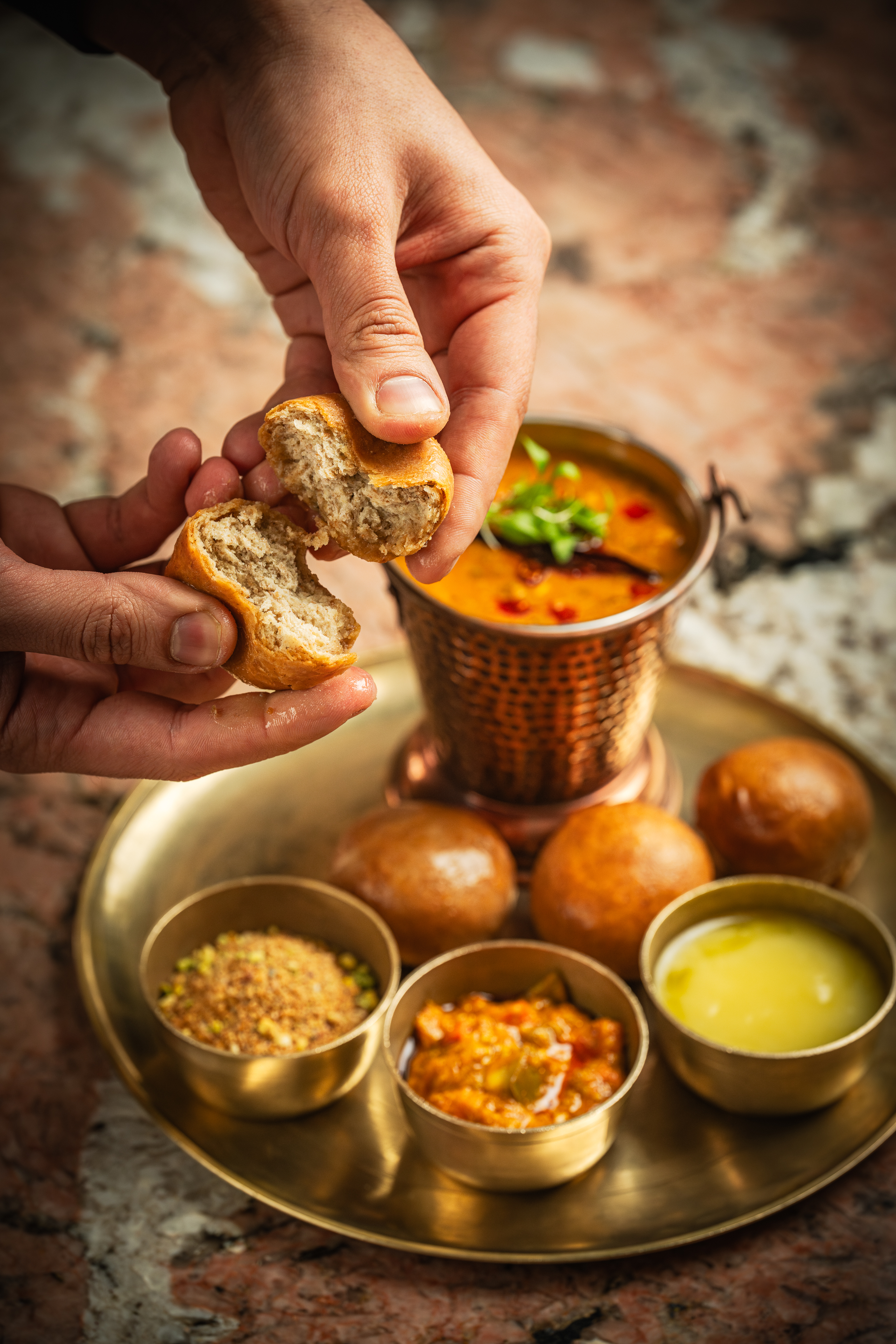 Whole Restaurant - vxadq203nja.jpg