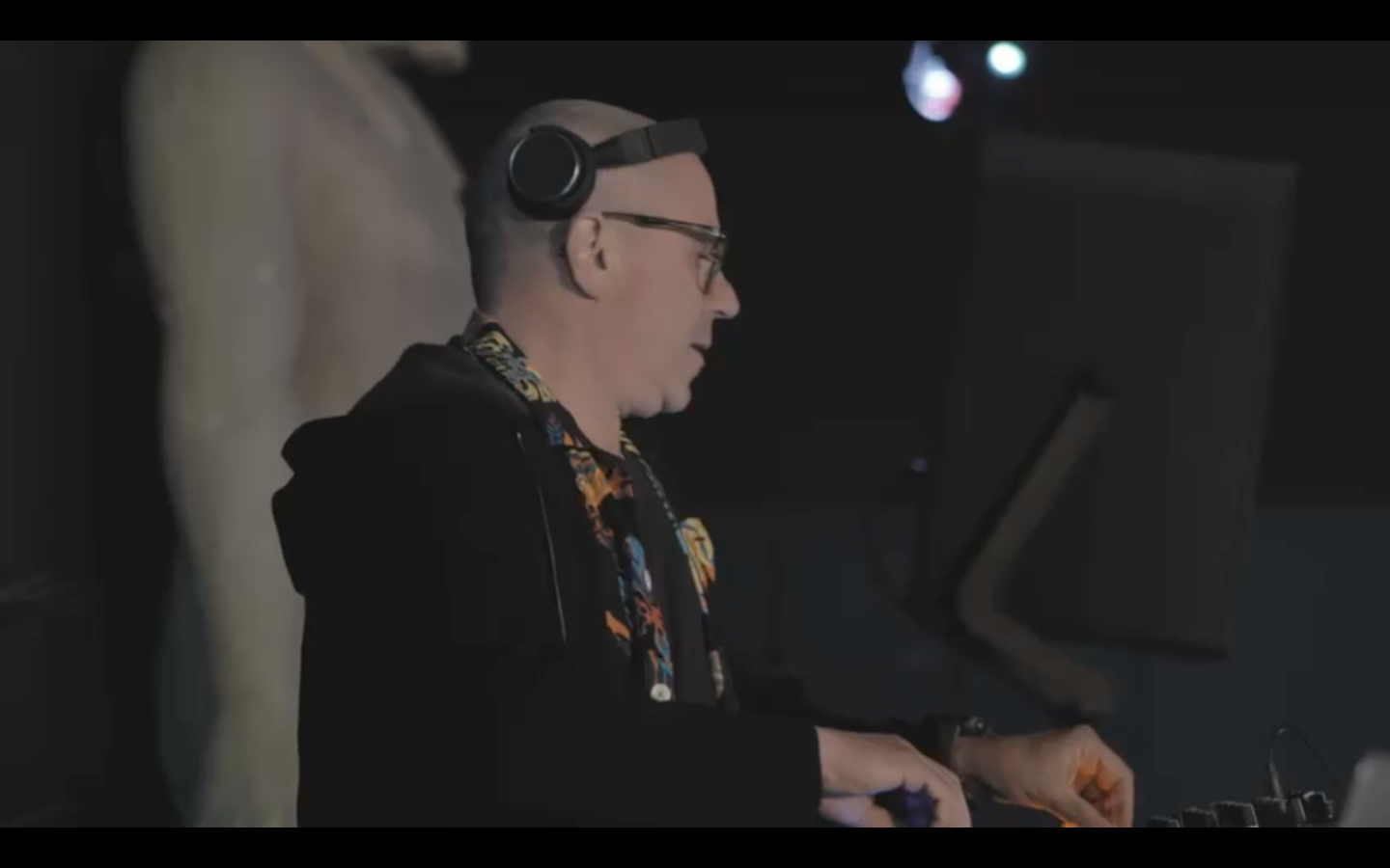 Main Room - fw0khnuipq3.png