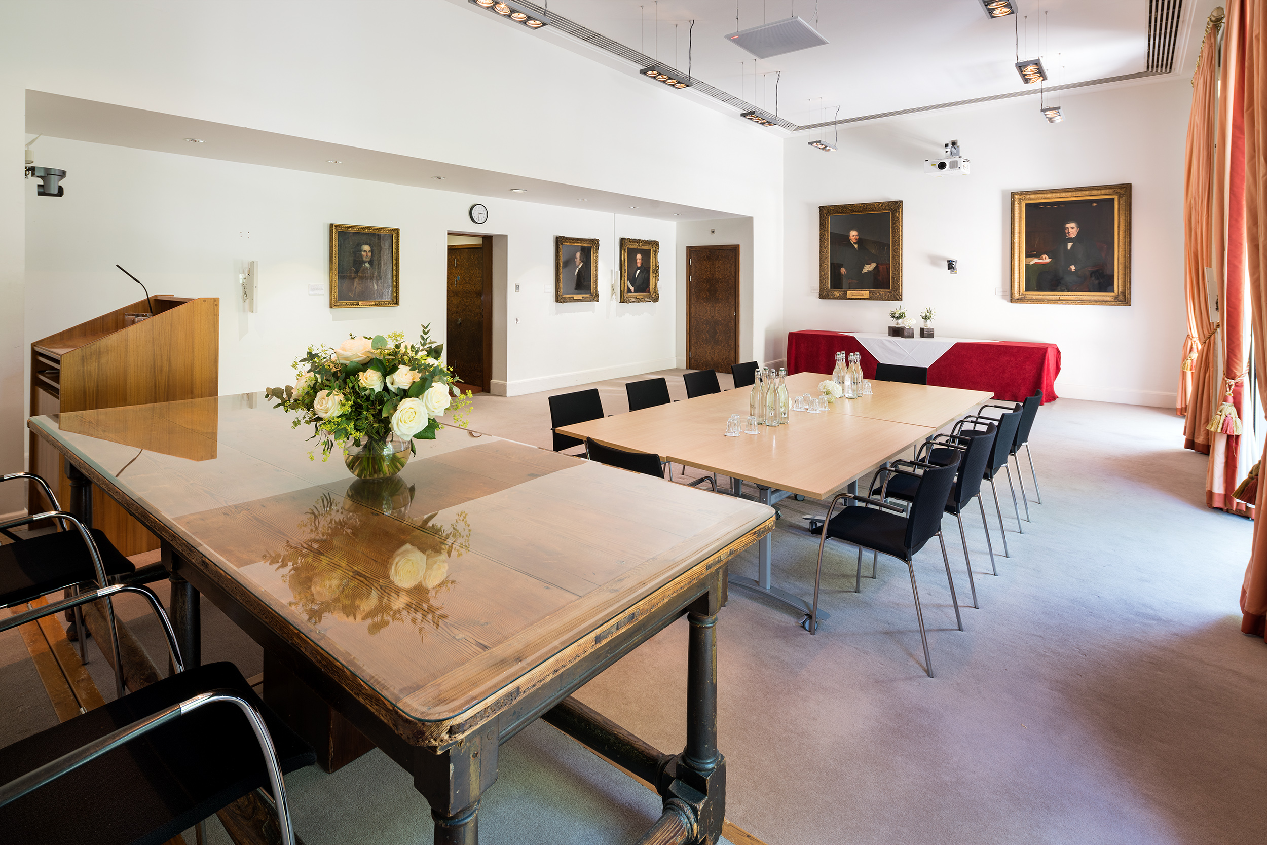 The Conference Room - foxydguvnyw.jpg