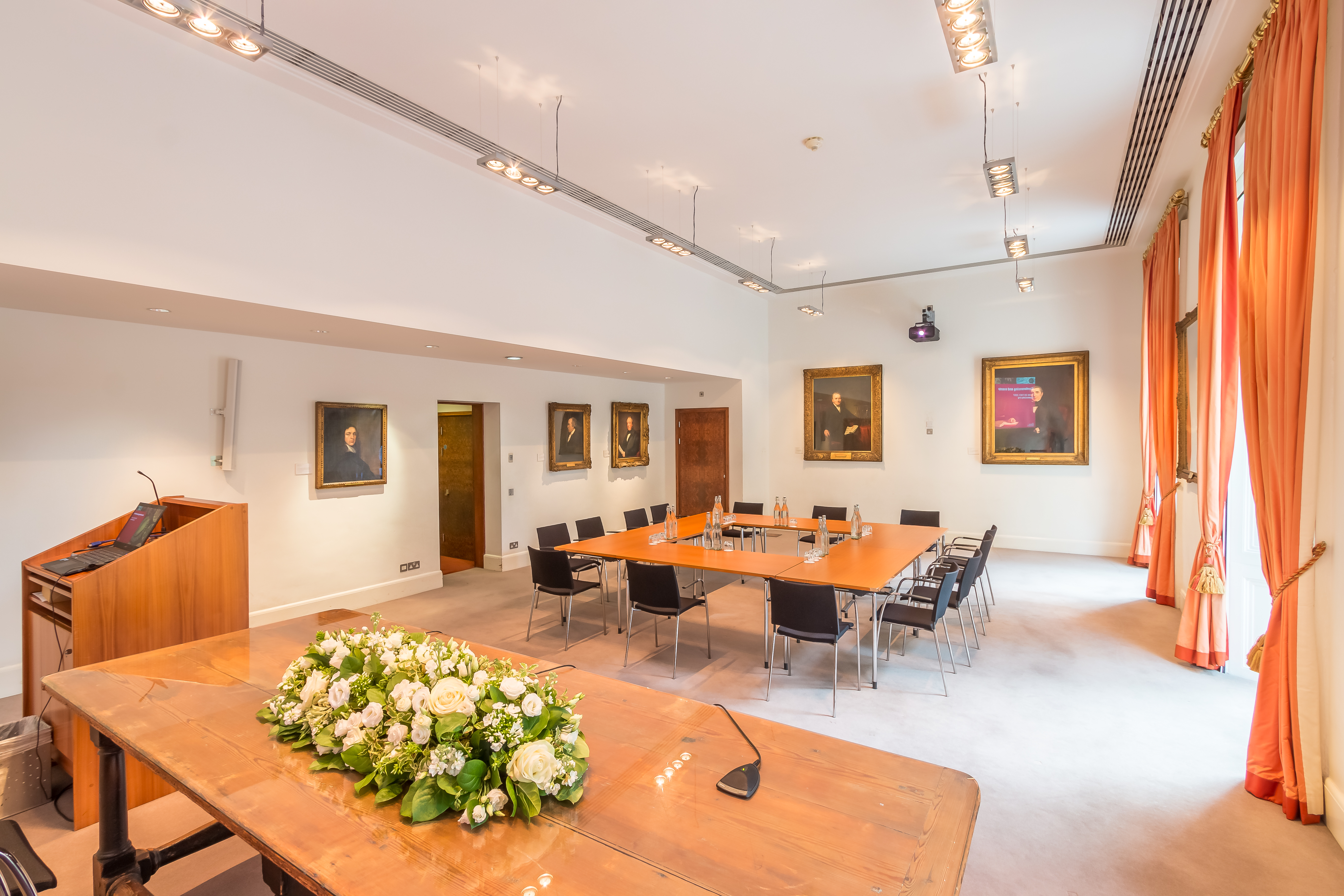 The Conference Room - jo2cdgpaz0x.jpg