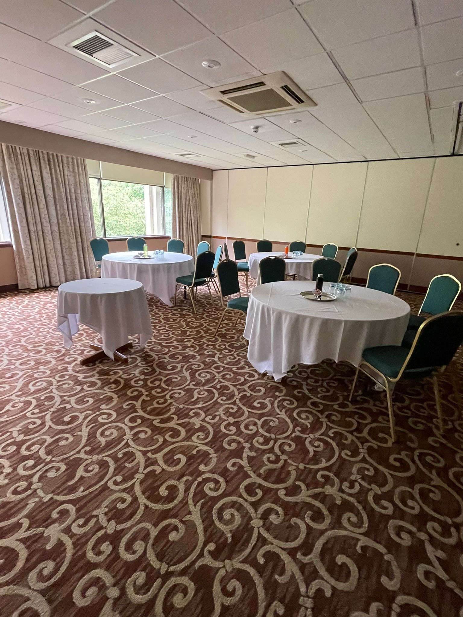 Bramhope East meeting space at Leeds Bradford Airport Hotel, ideal for workshops and gatherings.