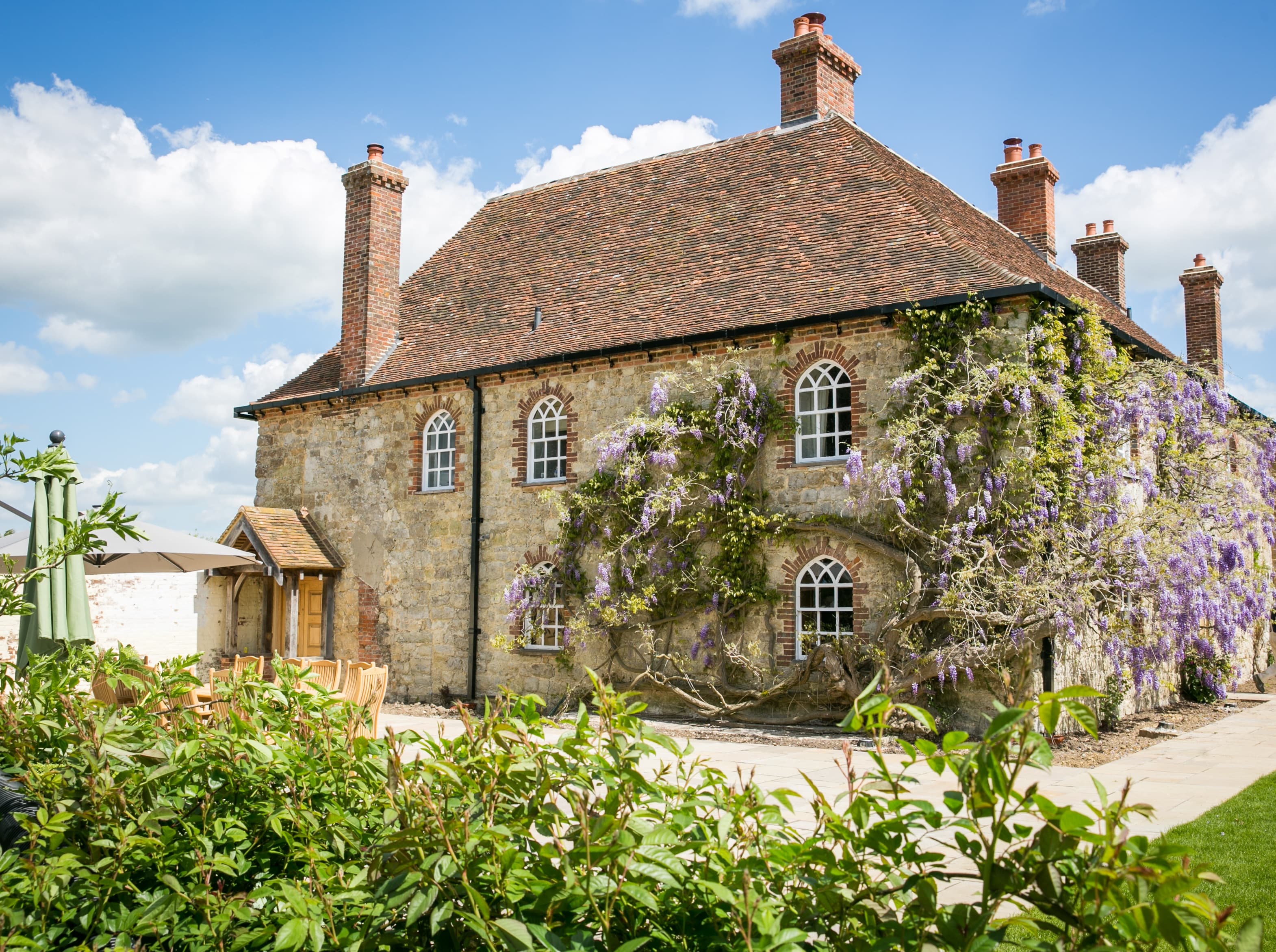 Battel Hall at Leeds Castle: historic luxury wedding and corporate event venue.