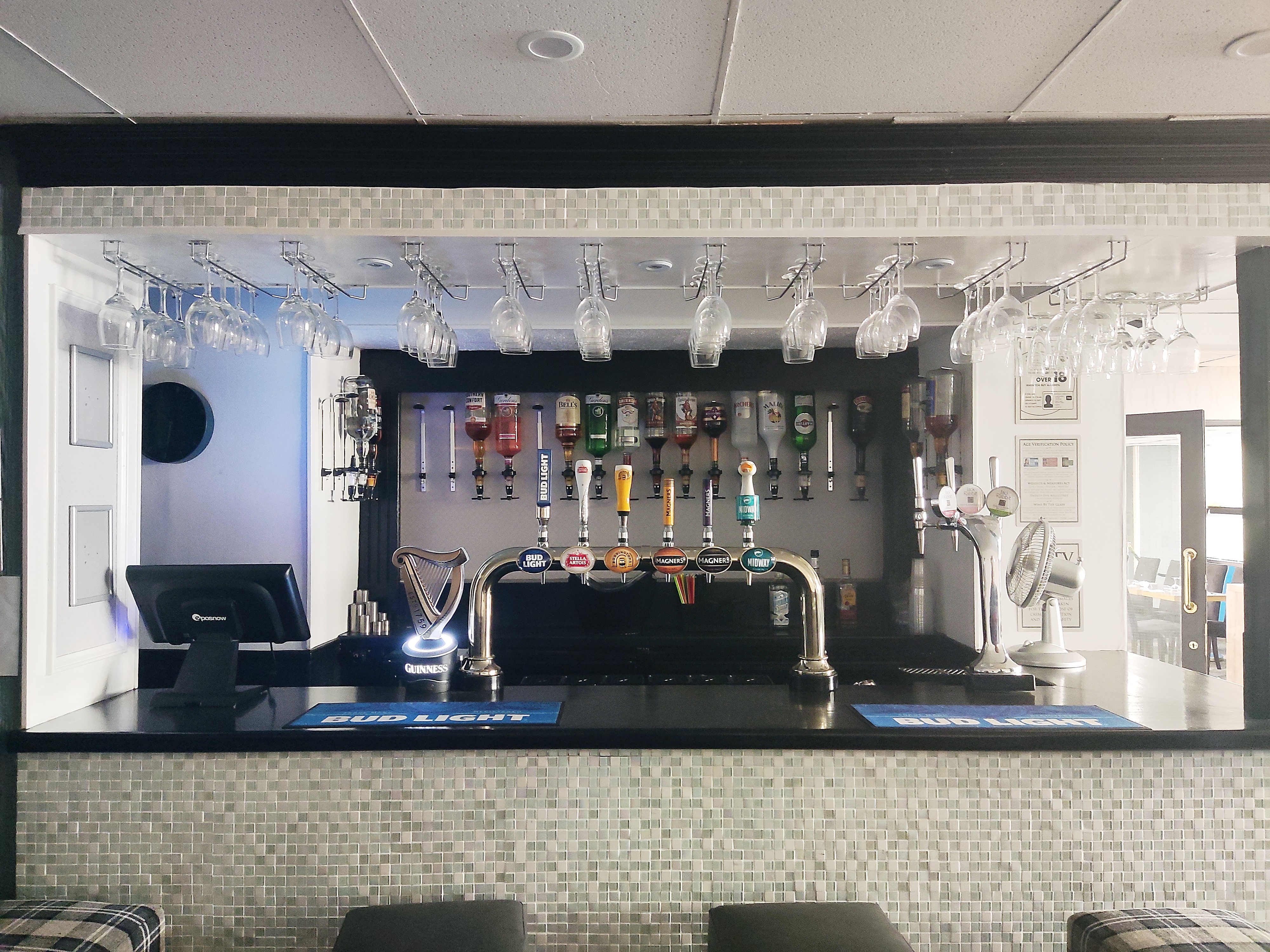 Modern bar setup in Meeting Room 1, Bluewaters Hotel for stylish events and receptions.