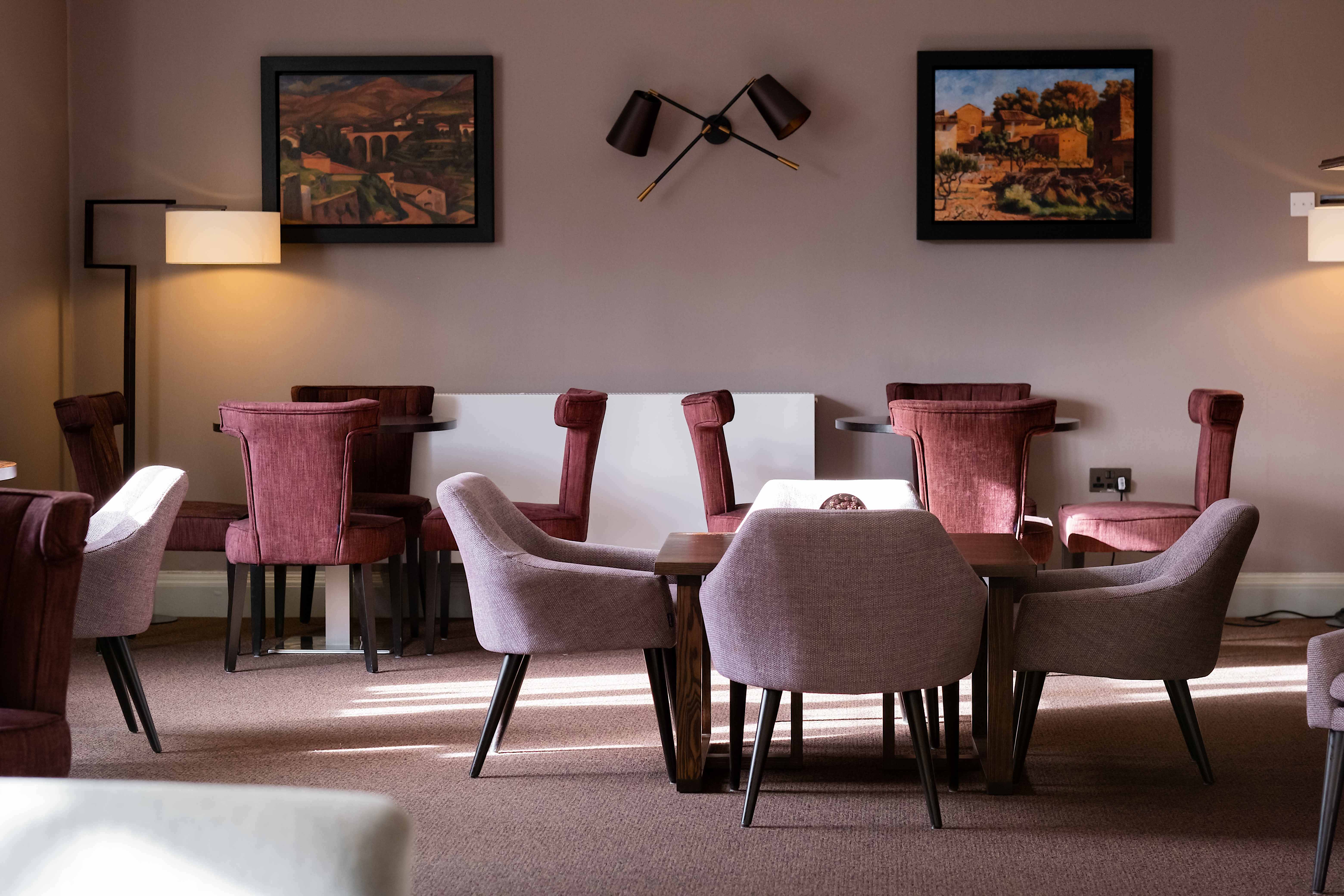 Lloyd Suite - ihli2hats2q.jpg