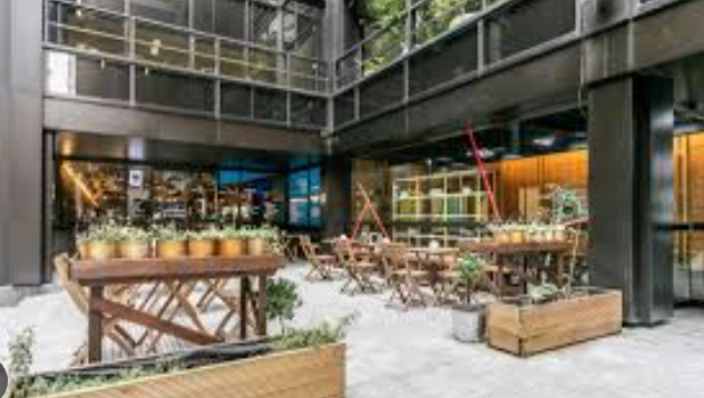 Stylish outdoor venue at Leadenhall Street Studio, perfect for events and gatherings.