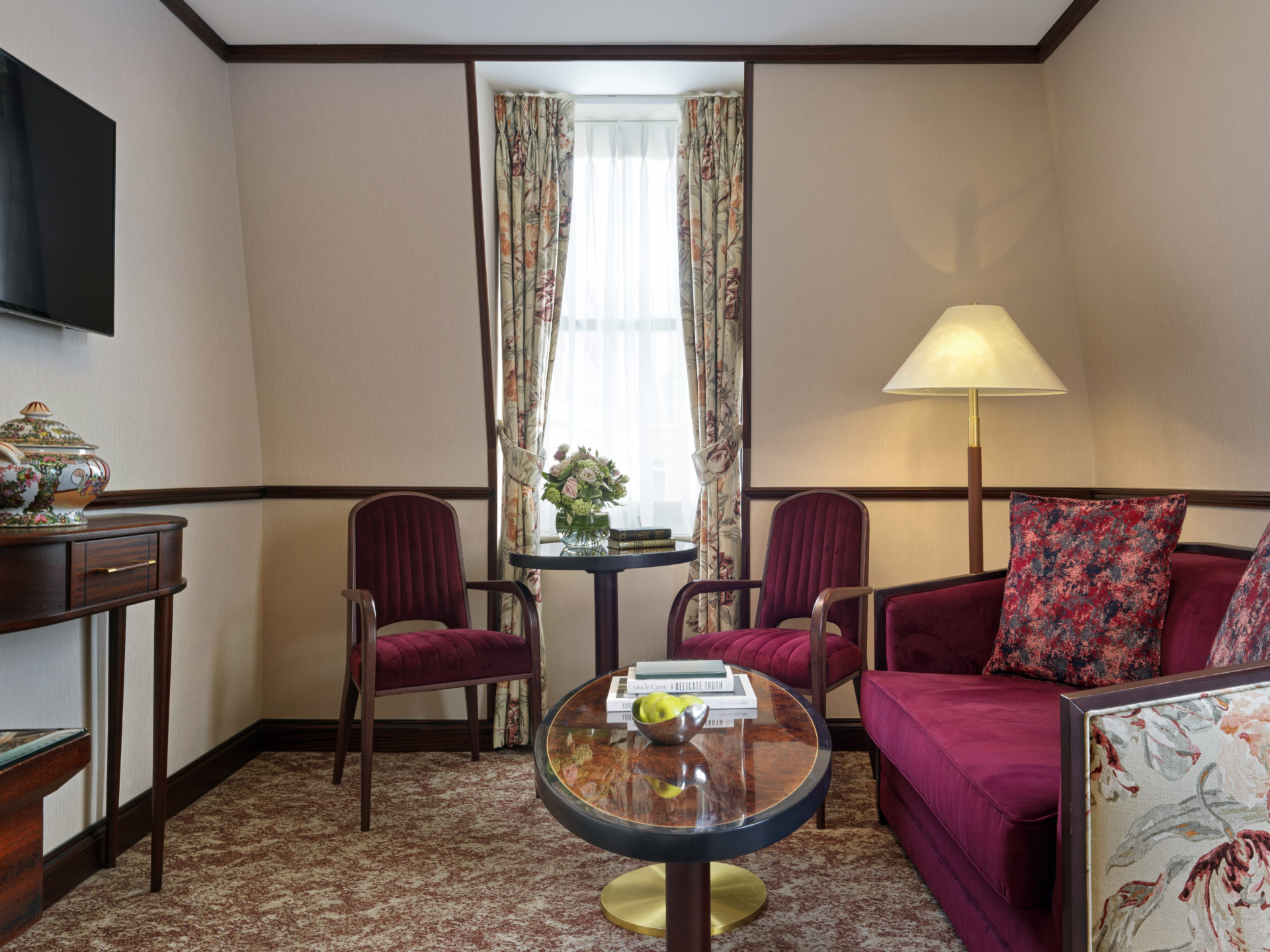 Suites - The Stafford London