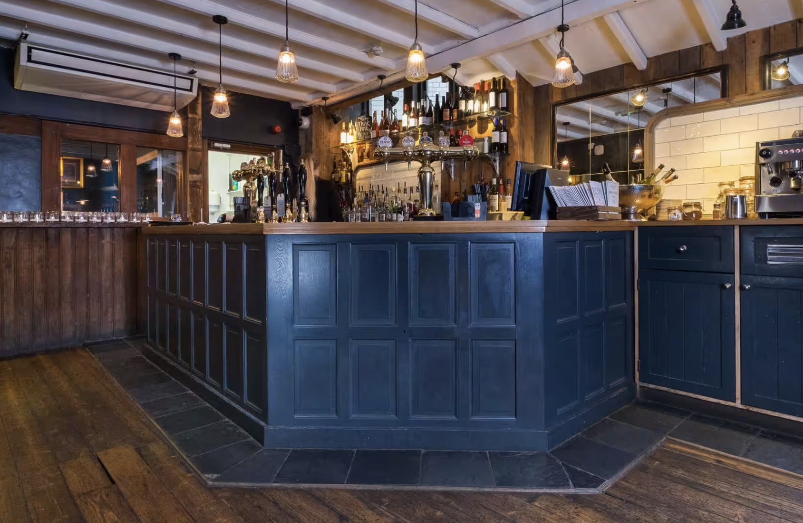 WN Barkers - hhu023atzsd.png