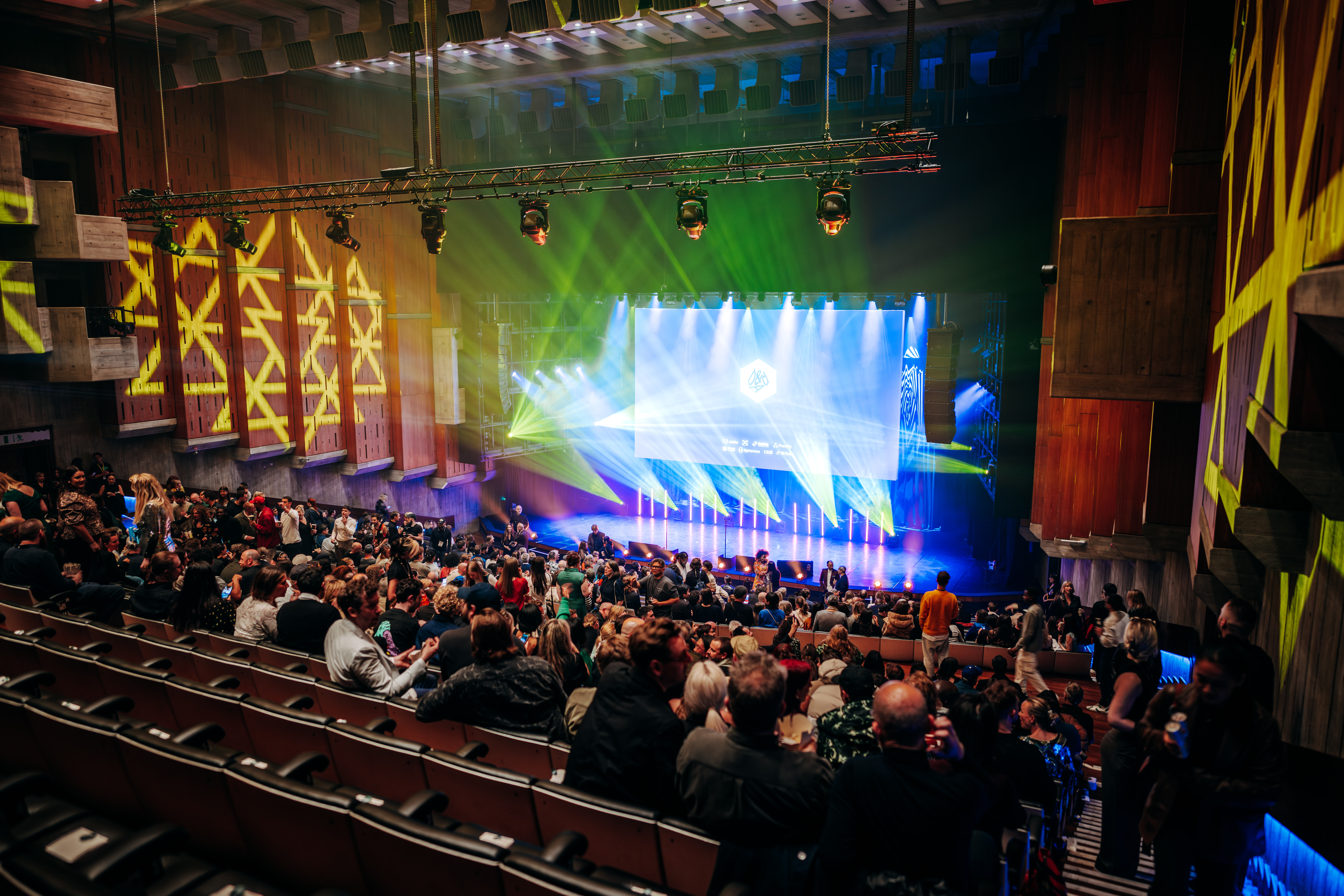 Queen Elizabeth Hall Auditorium - 53wz0gwmwbr.jpg