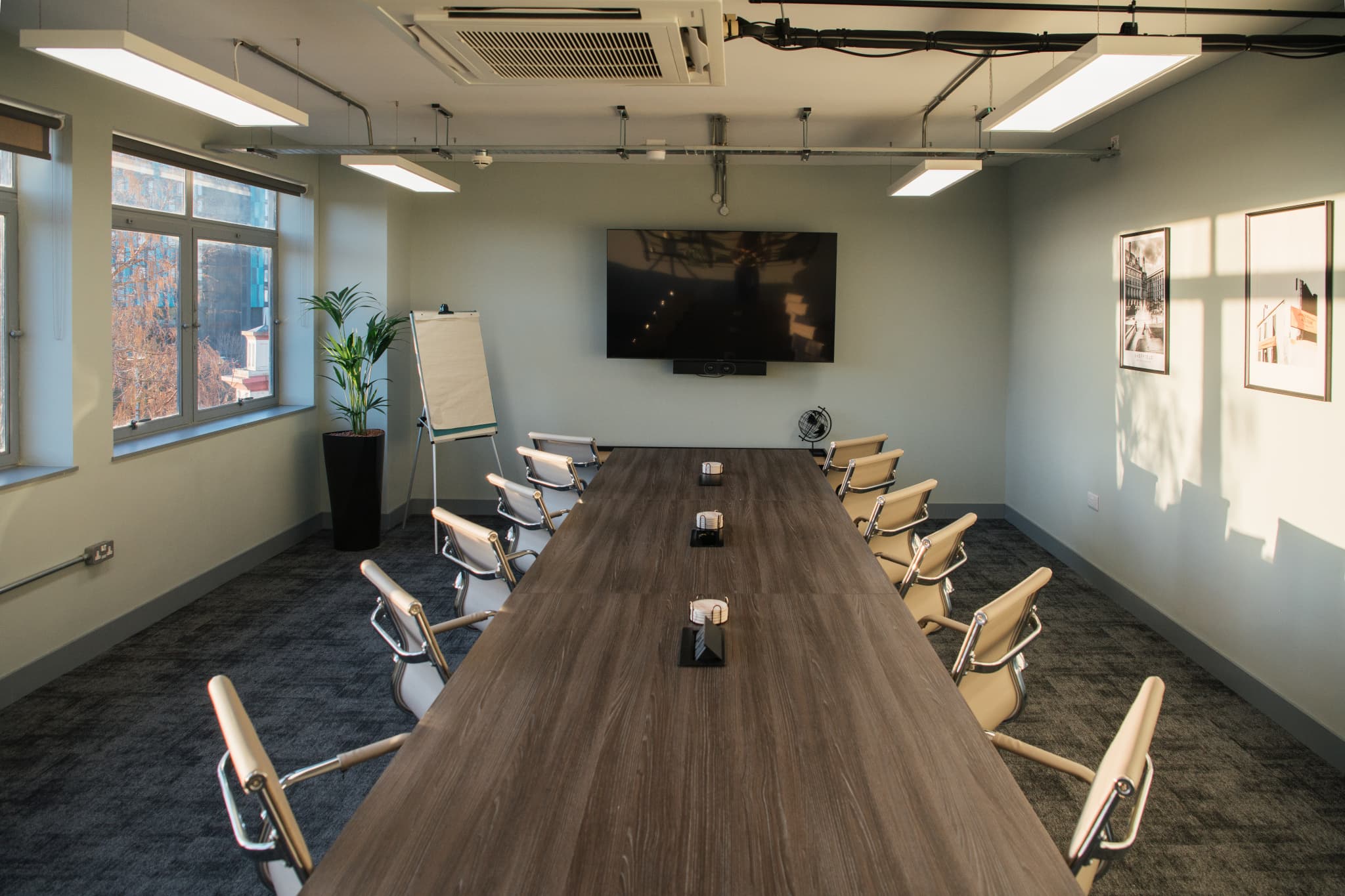 Bridge Suite boardroom at Wizu Workspace, ideal for professional meetings and corporate events.