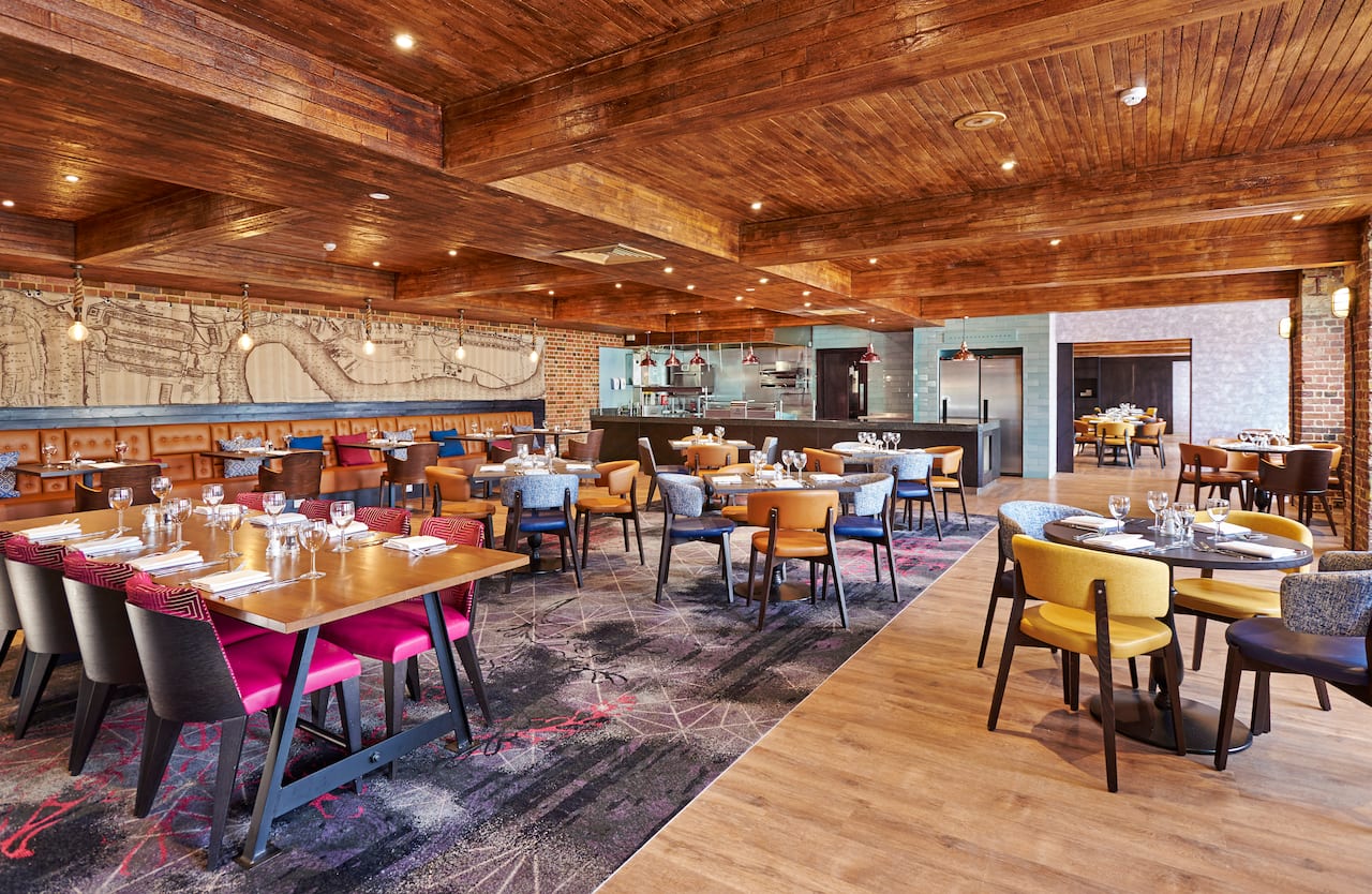 Banquet hall - 6c743366-0728-46d5-a75d-2d21658bbf20.jpeg