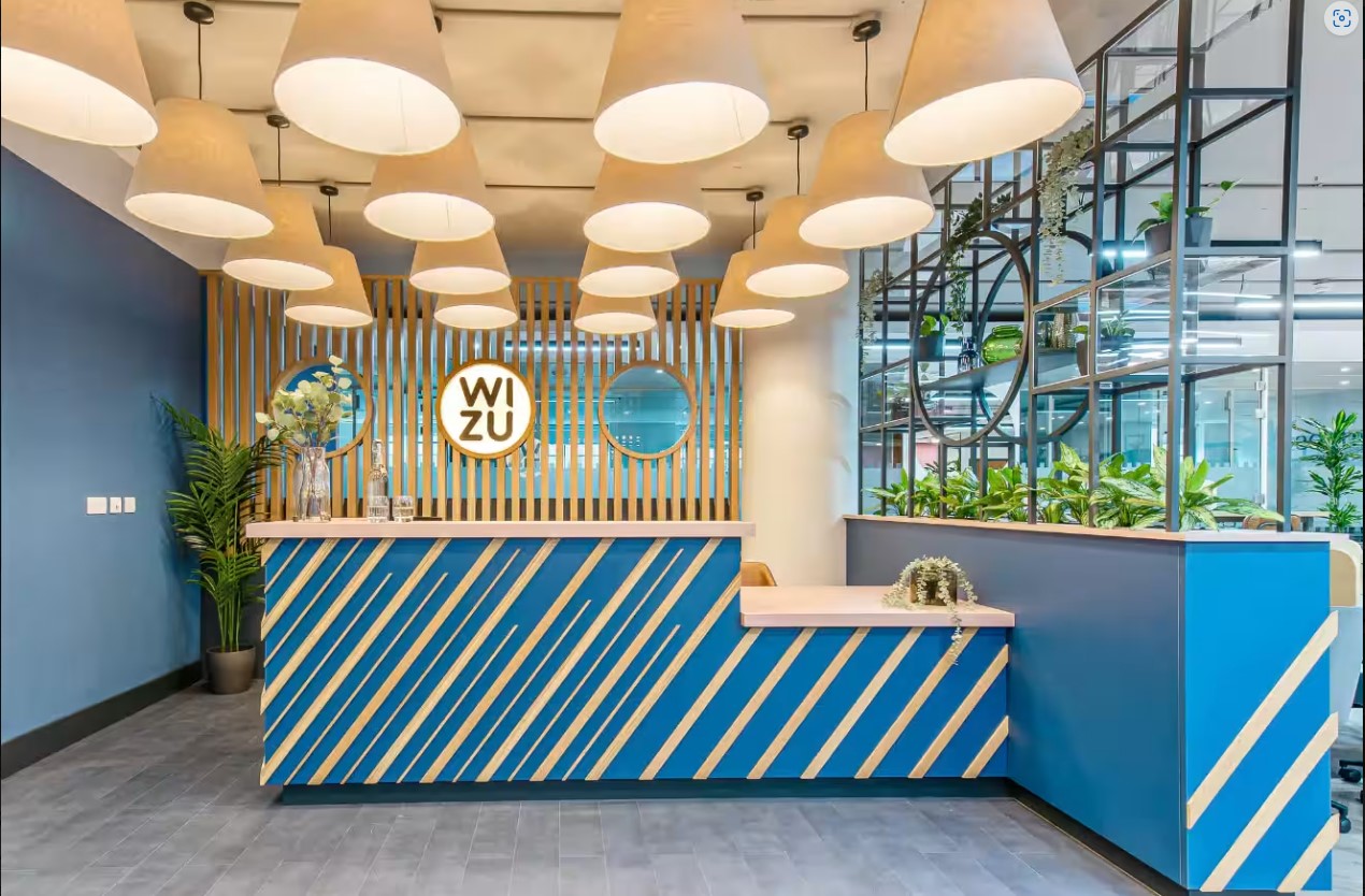 Modern reception area in Stirling Suite, Wizu Workspace, ideal for meetings and events.