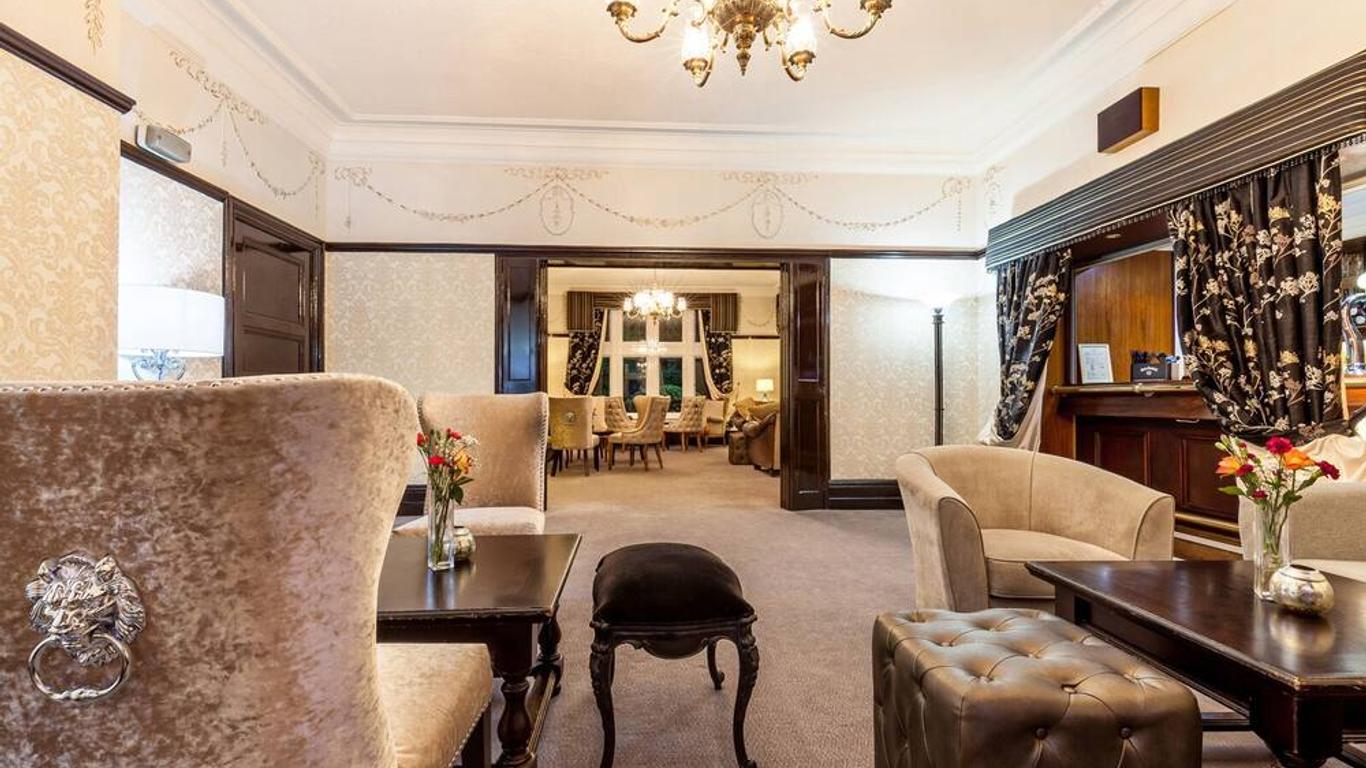 Springbank suite at The Whitehall Hotel, elegant meeting space for corporate events.