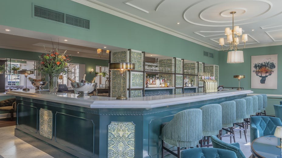 Stylish bar area at Richmond Hill Hotel, ideal for networking events and cocktail receptions.