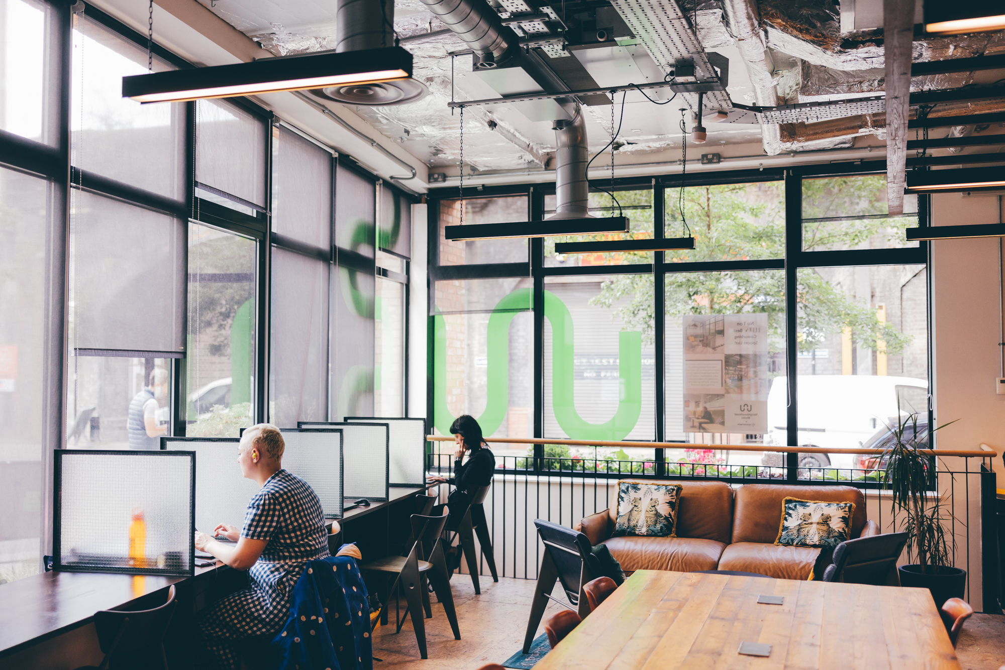 Modern open workspace in Fulham, ideal for collaborative meetings and networking events.