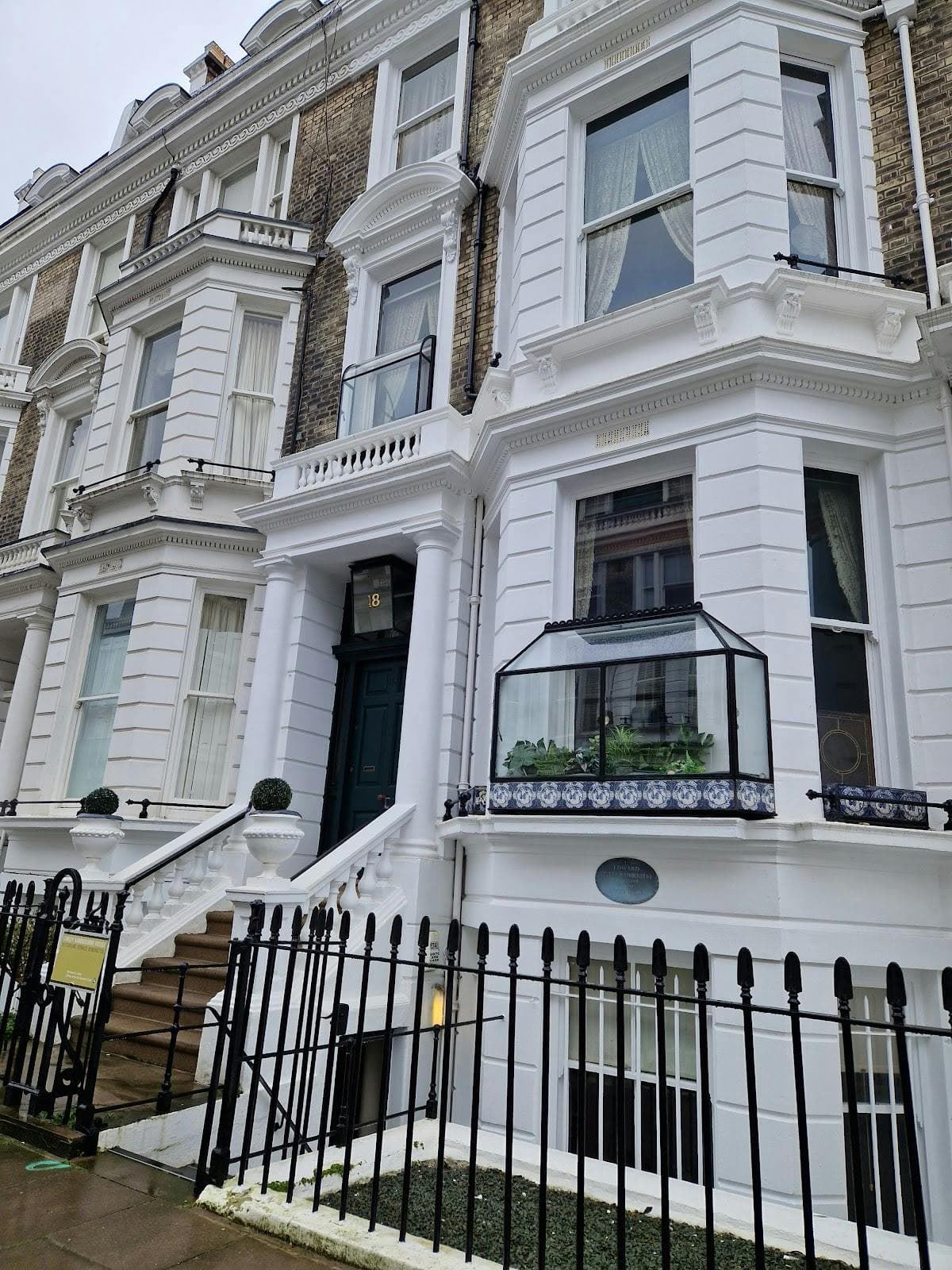 Leighton House and Sambourne House - >Karen B</a>