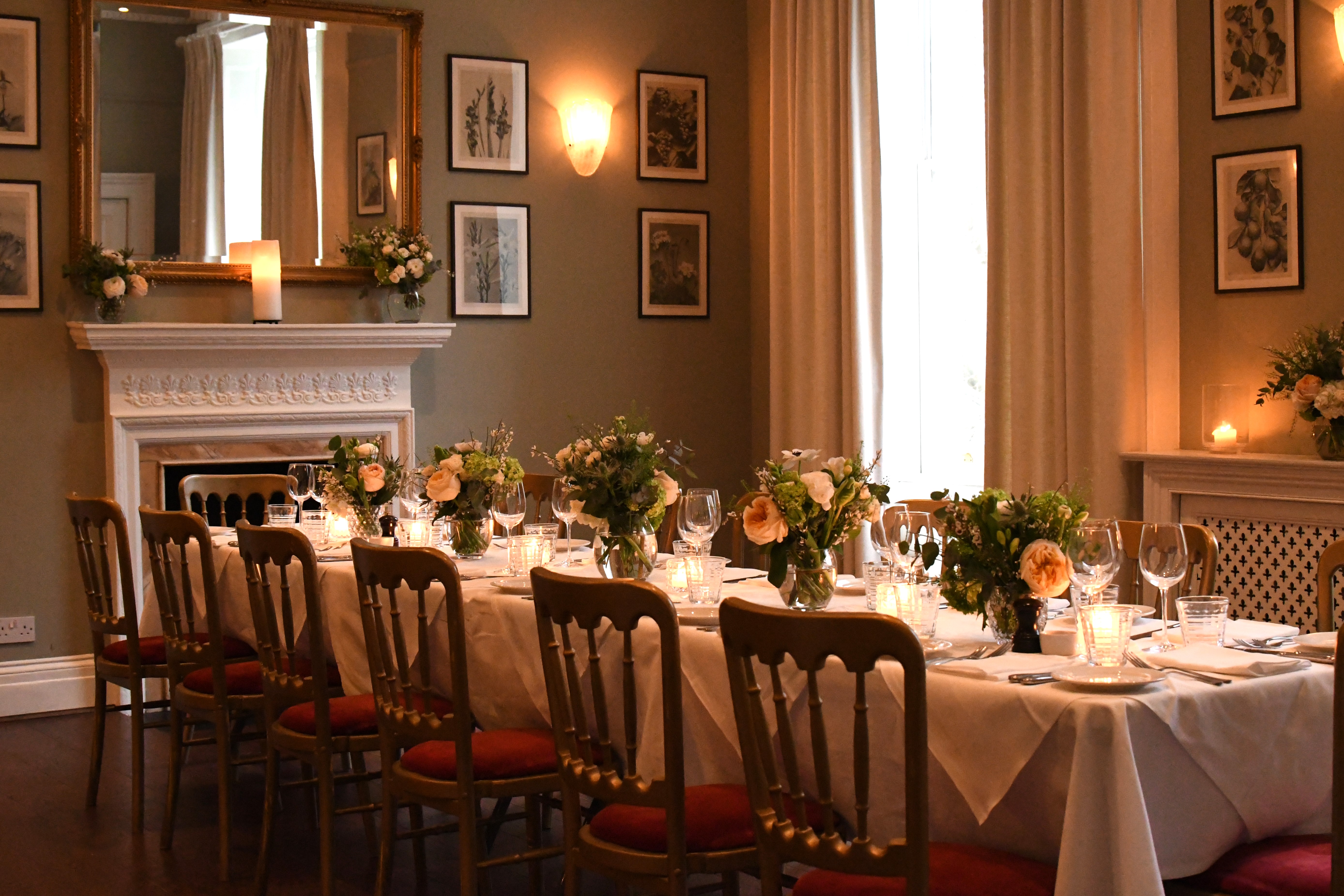 Salonik Room - lc0lxm3br2n.JPG