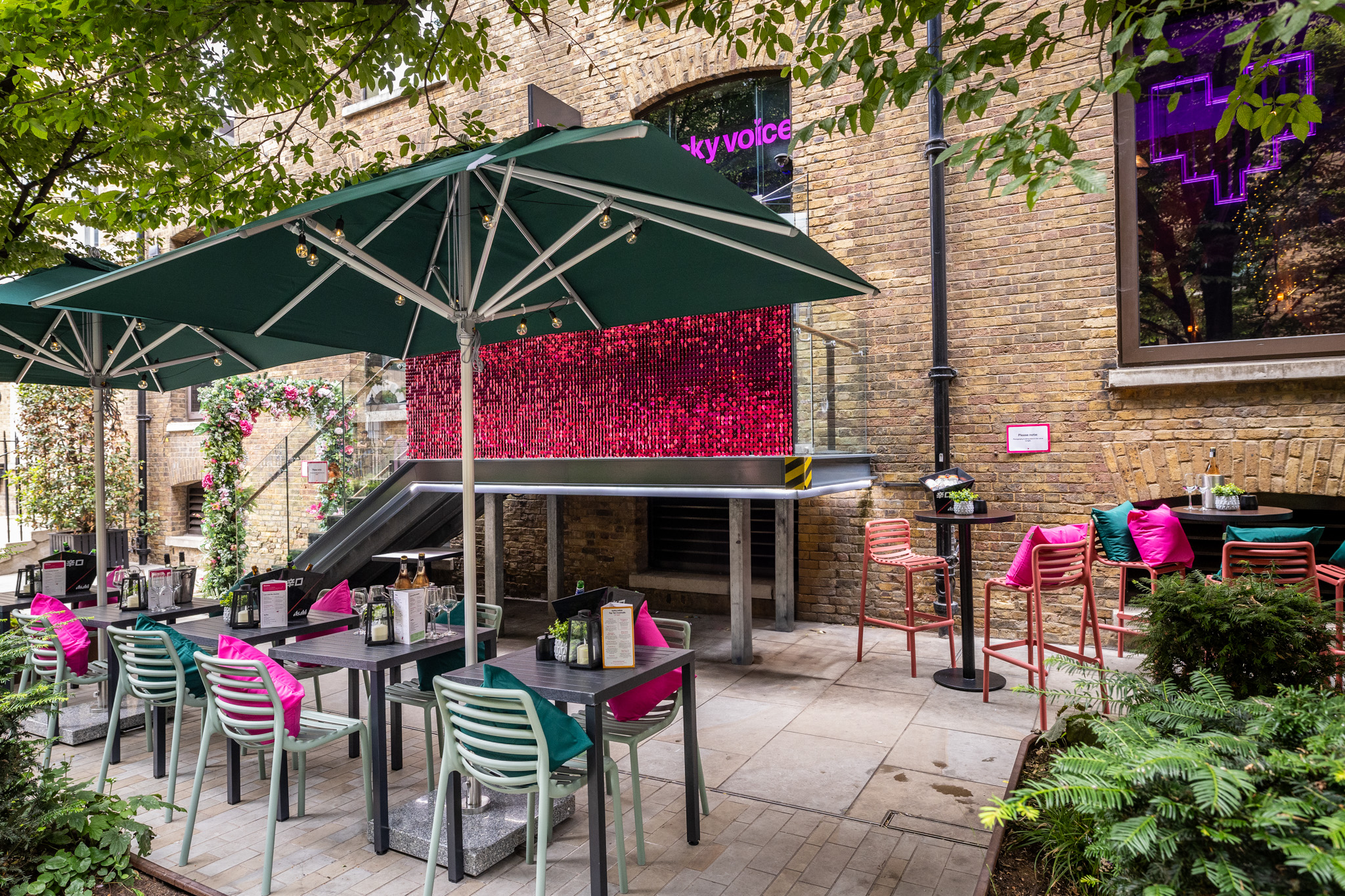 Terrace - mp0zum1bwko.jpg