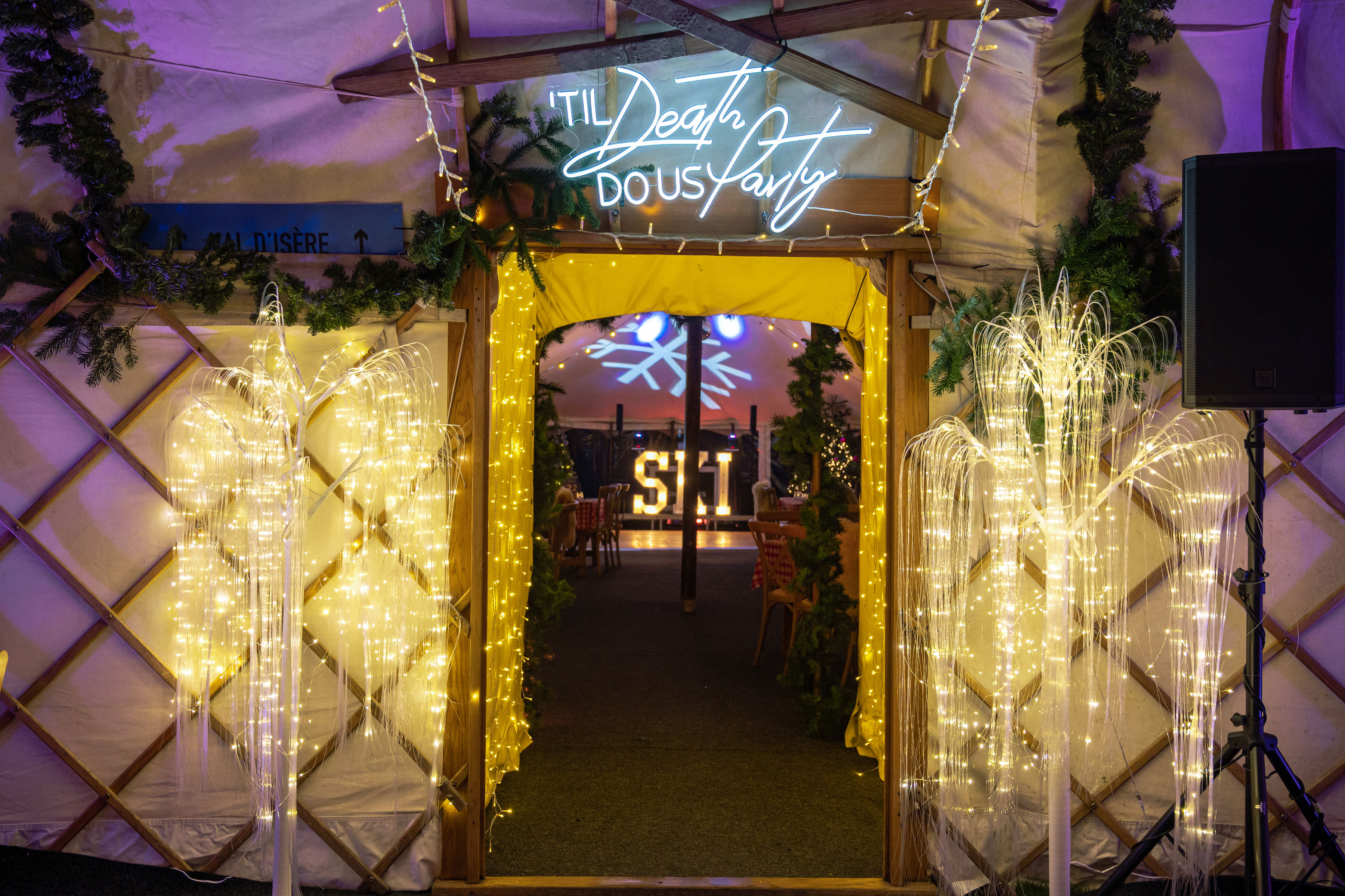 YurtBar’s Après Ski Christmas Parties - me24kqne3rs.jpg