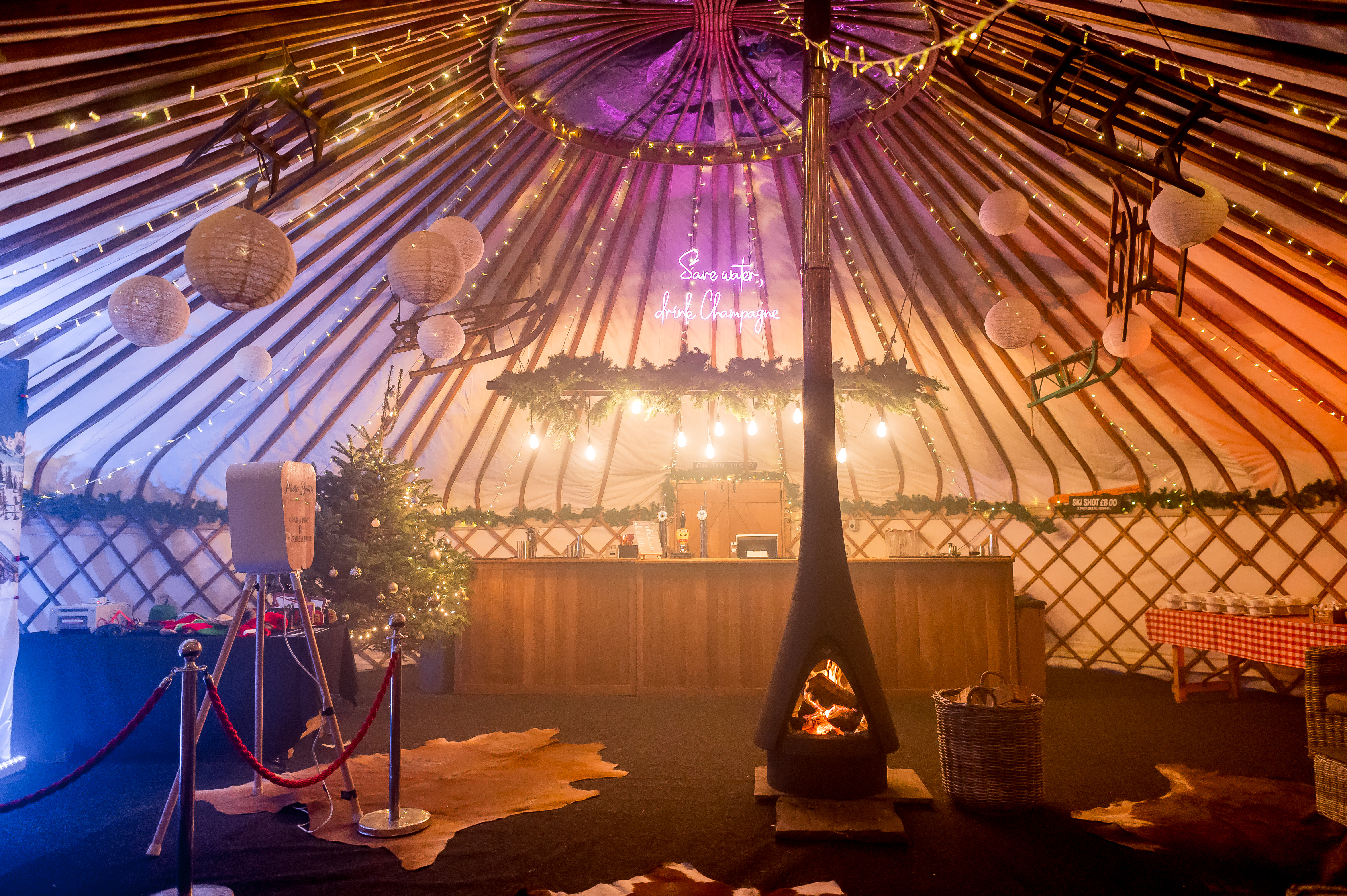 YurtBar’s Après Ski Christmas Parties - tpagpkcljfv.jpg