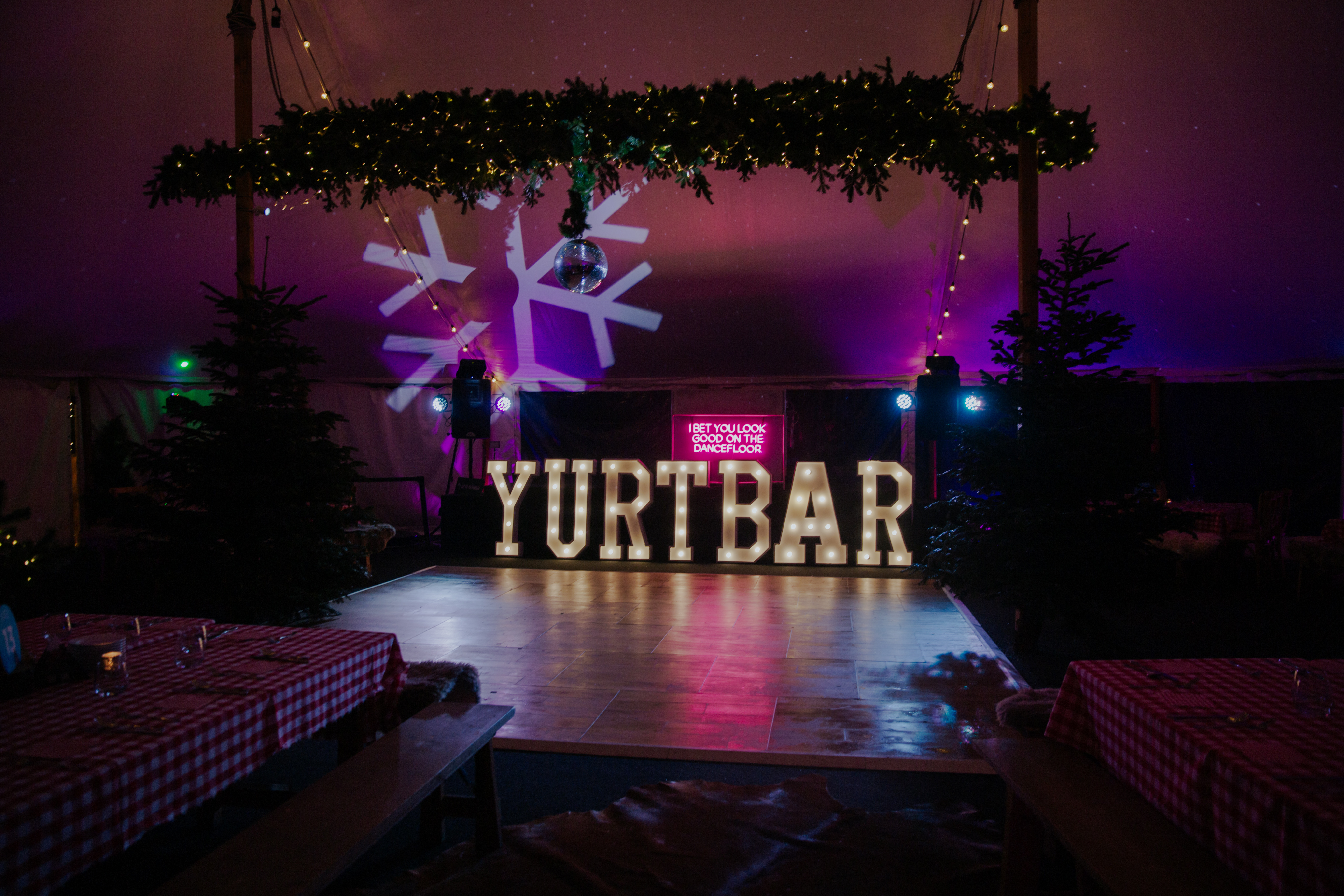 YurtBar’s Après Ski Christmas Parties - x3phqtl5owf.jpg