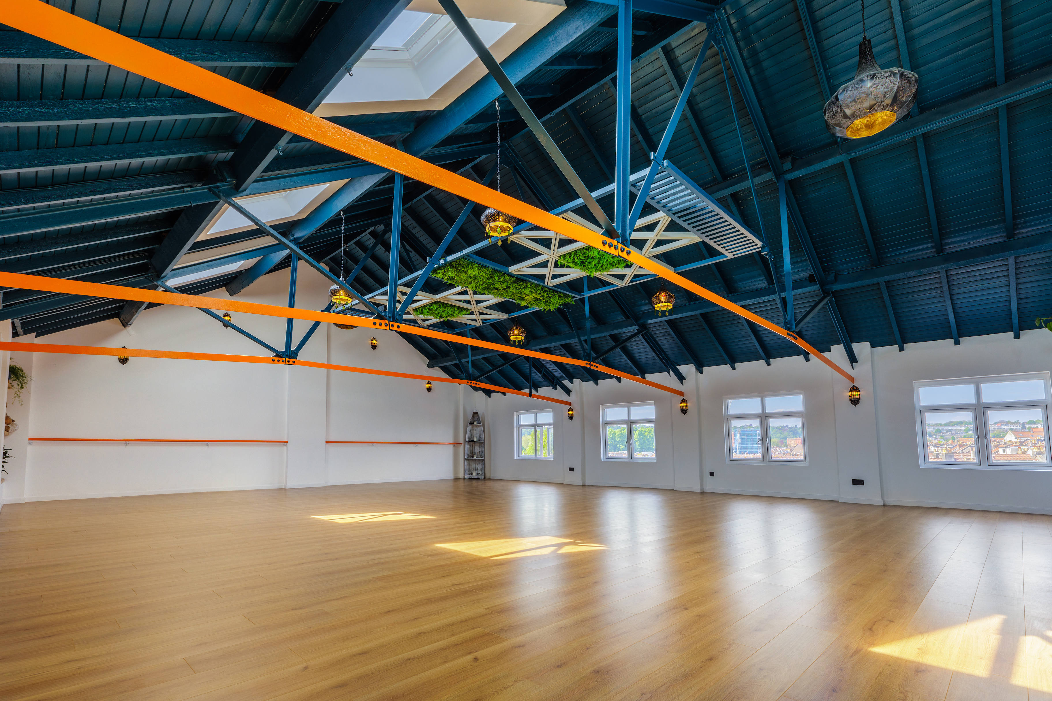 Studio & Event space - 1qhyl0cmvjo.jpg