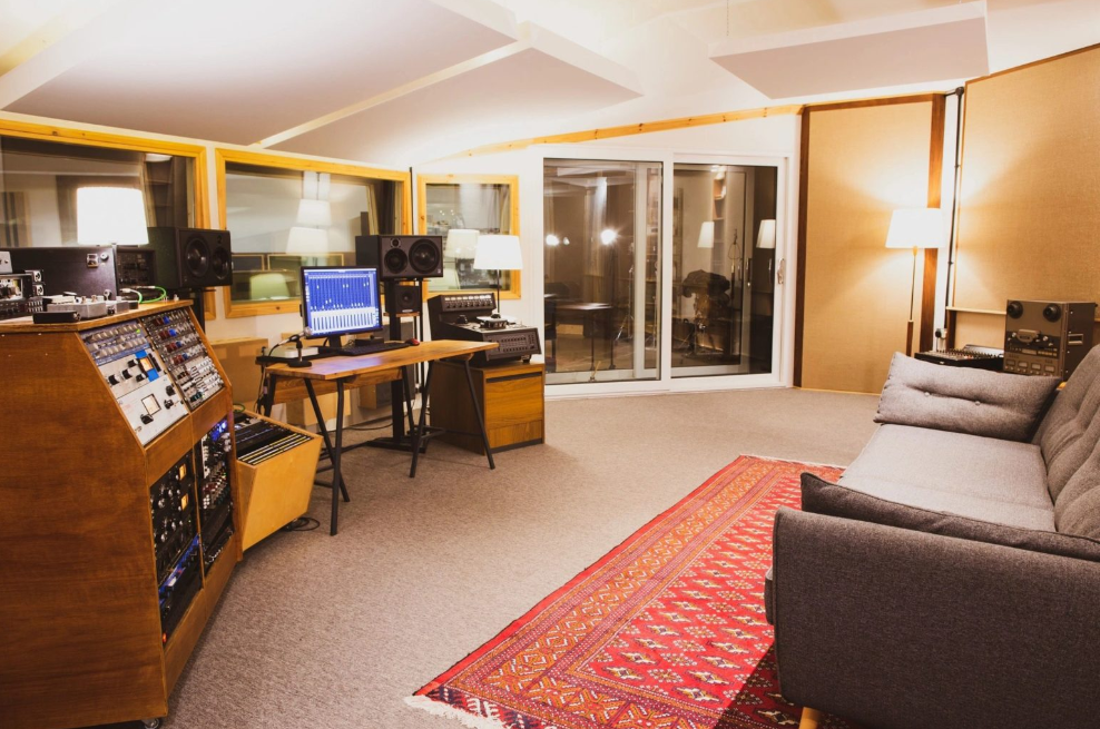 Modern recording studio at Hohm Studios, perfect for creative meetings and workshops.