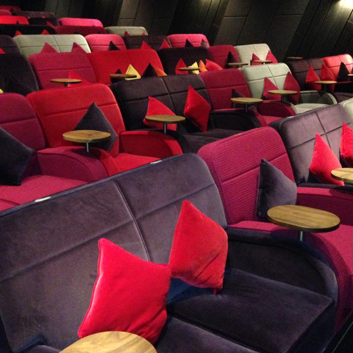 Stylish seating at Statement Bar, Everyman Canary Wharf for events and meetings.